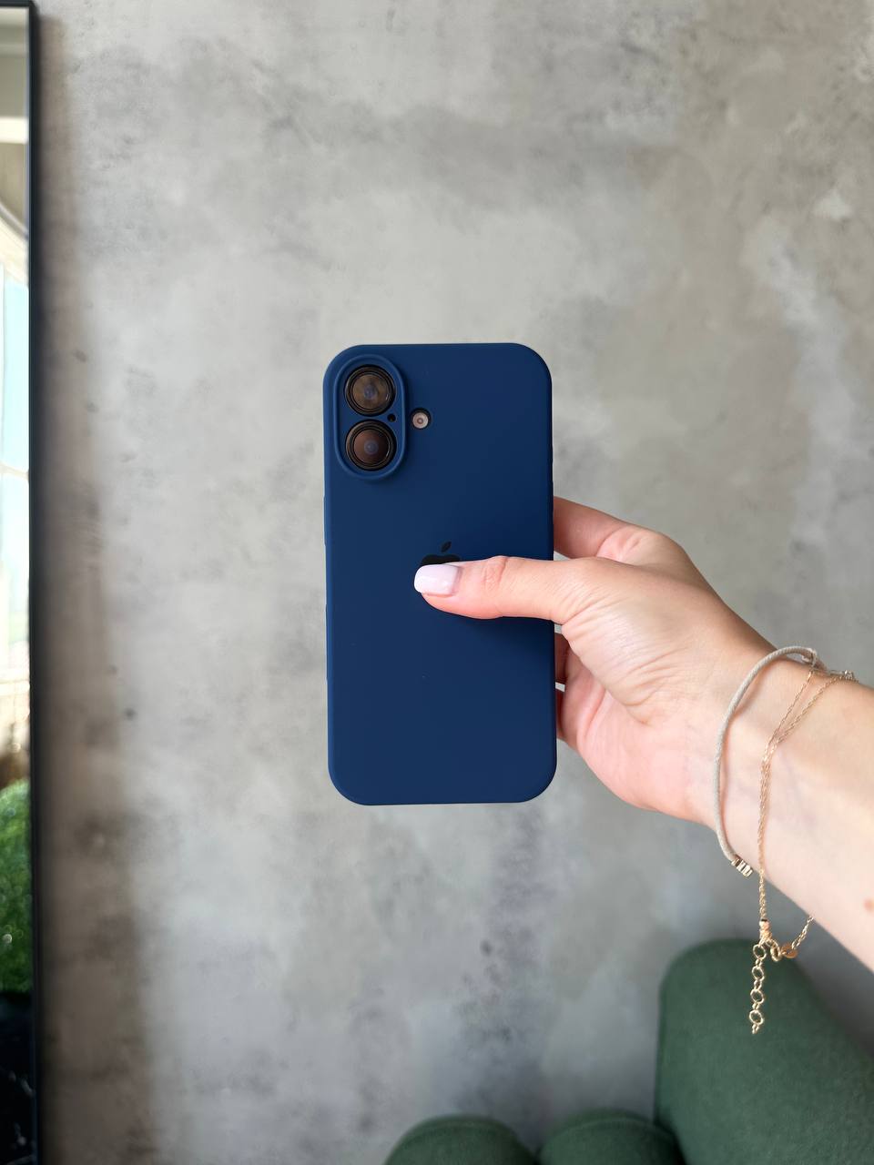 Чехол Silicone case с закрытой камерой на iPhone 17 Deep Navy #39