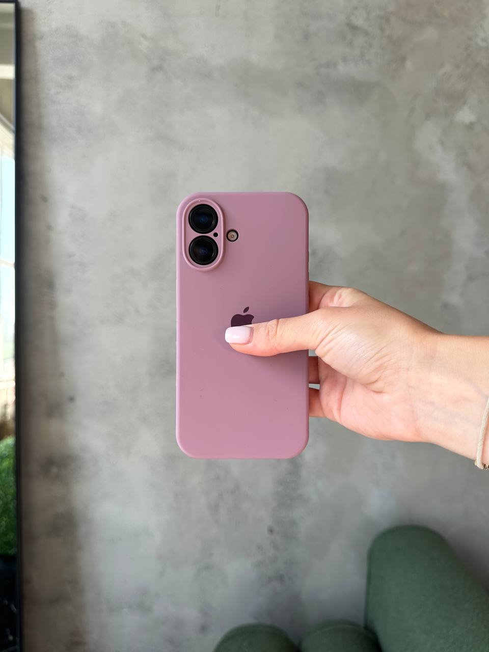 Чехол Silicone case с закрытой камерой на iPhone 17 Blueberry #36