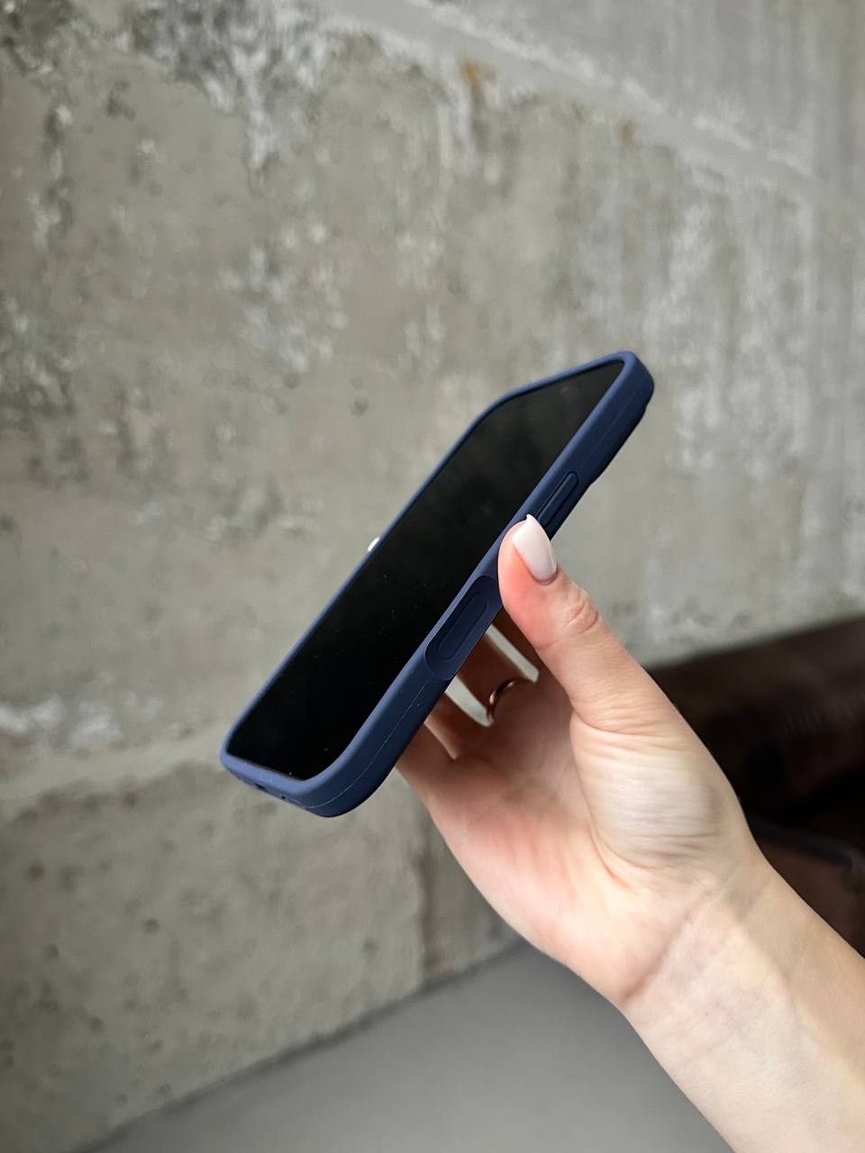 Чехол Silicone case с закрытой камерой на iPhone 17 Midnight Blue #07