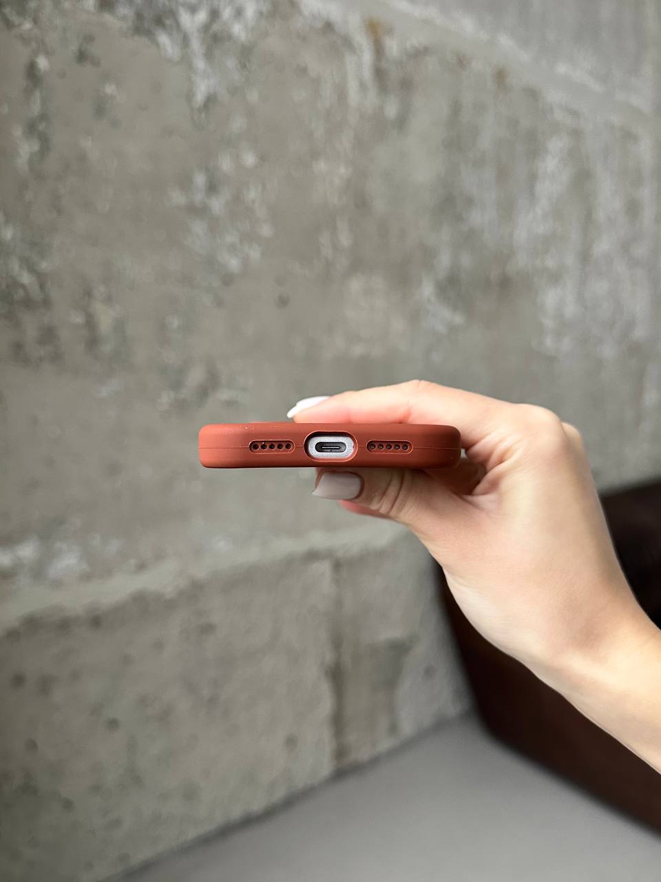 Чохол Silicone case із закритою камерою на iPhone 17 Brown #42