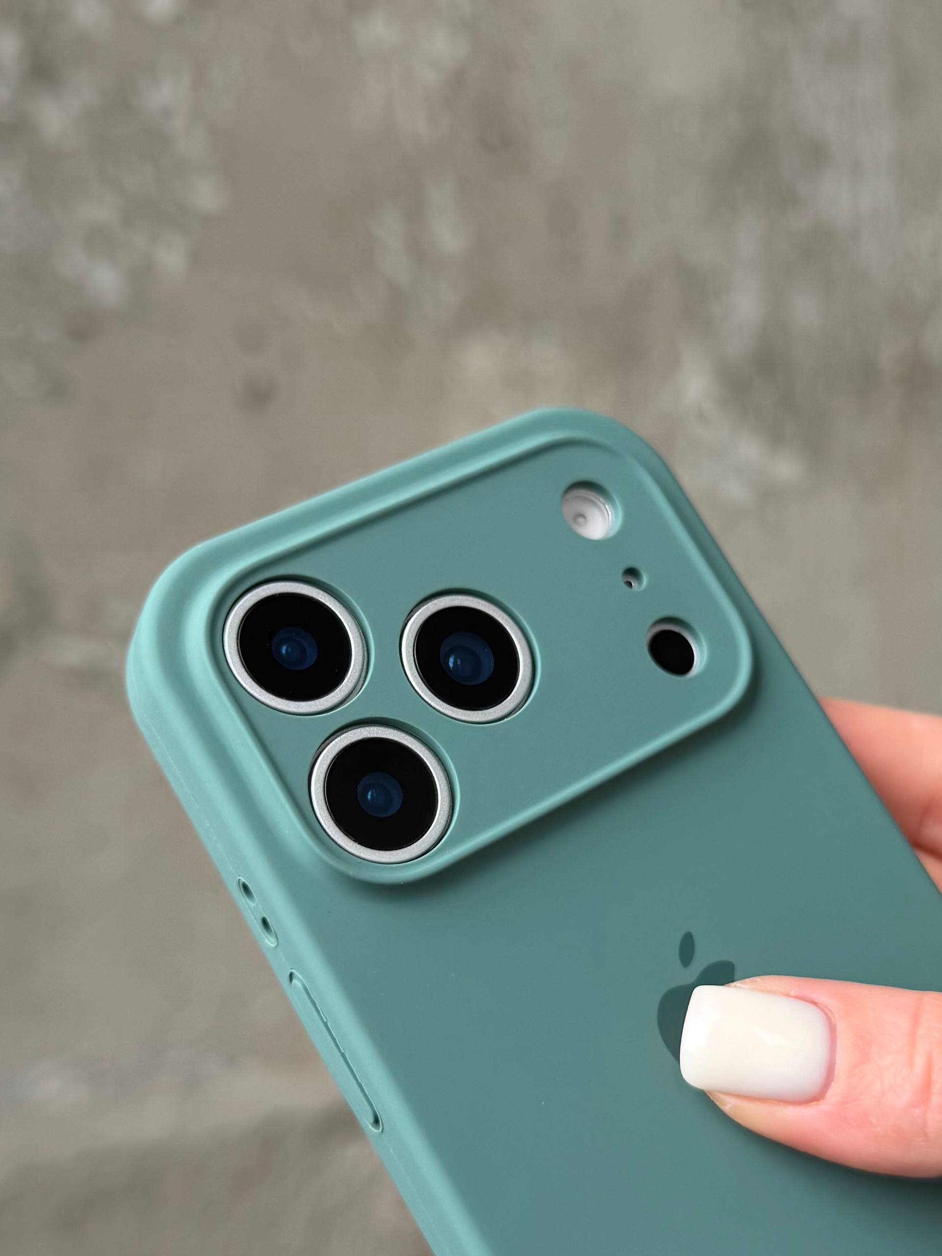 Чохол Silicone case із закритою камерою на iPhone 17 Pro Max Pine Green #46
