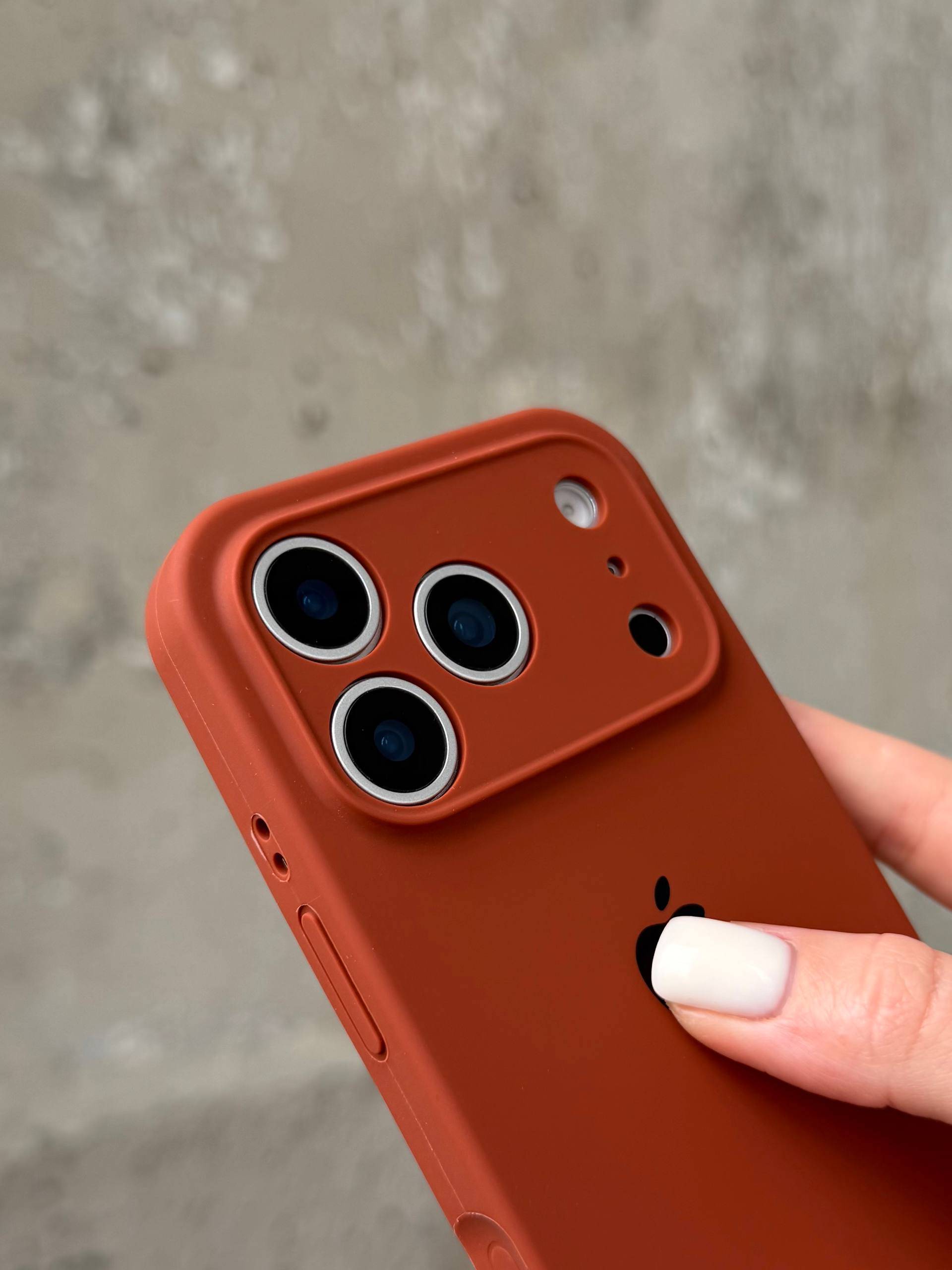 Чехол Silicone case с закрытой камерой на iPhone 17 Pro Brown #42
