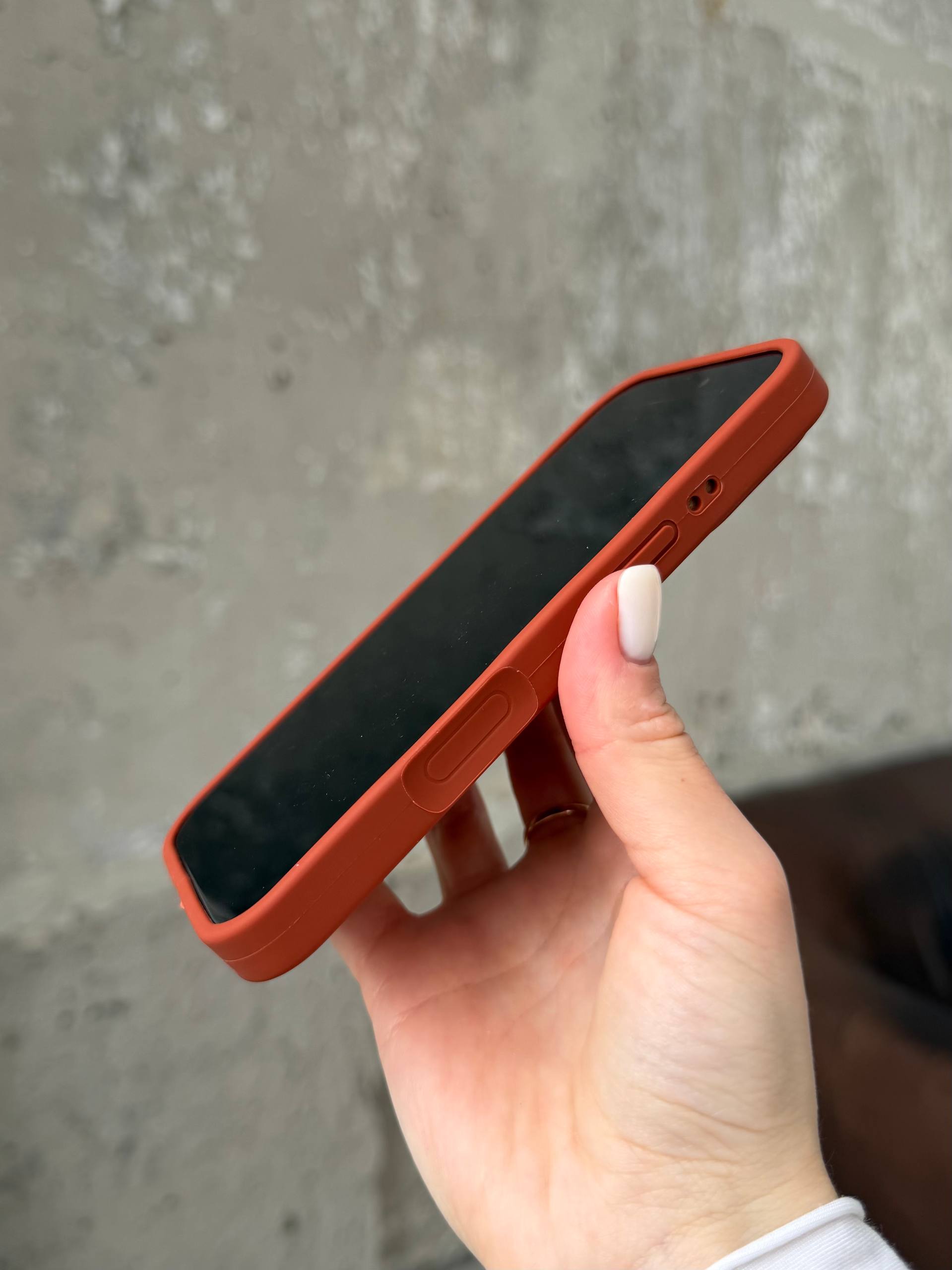Чехол Silicone case с закрытой камерой на iPhone 17 Pro Brown #42