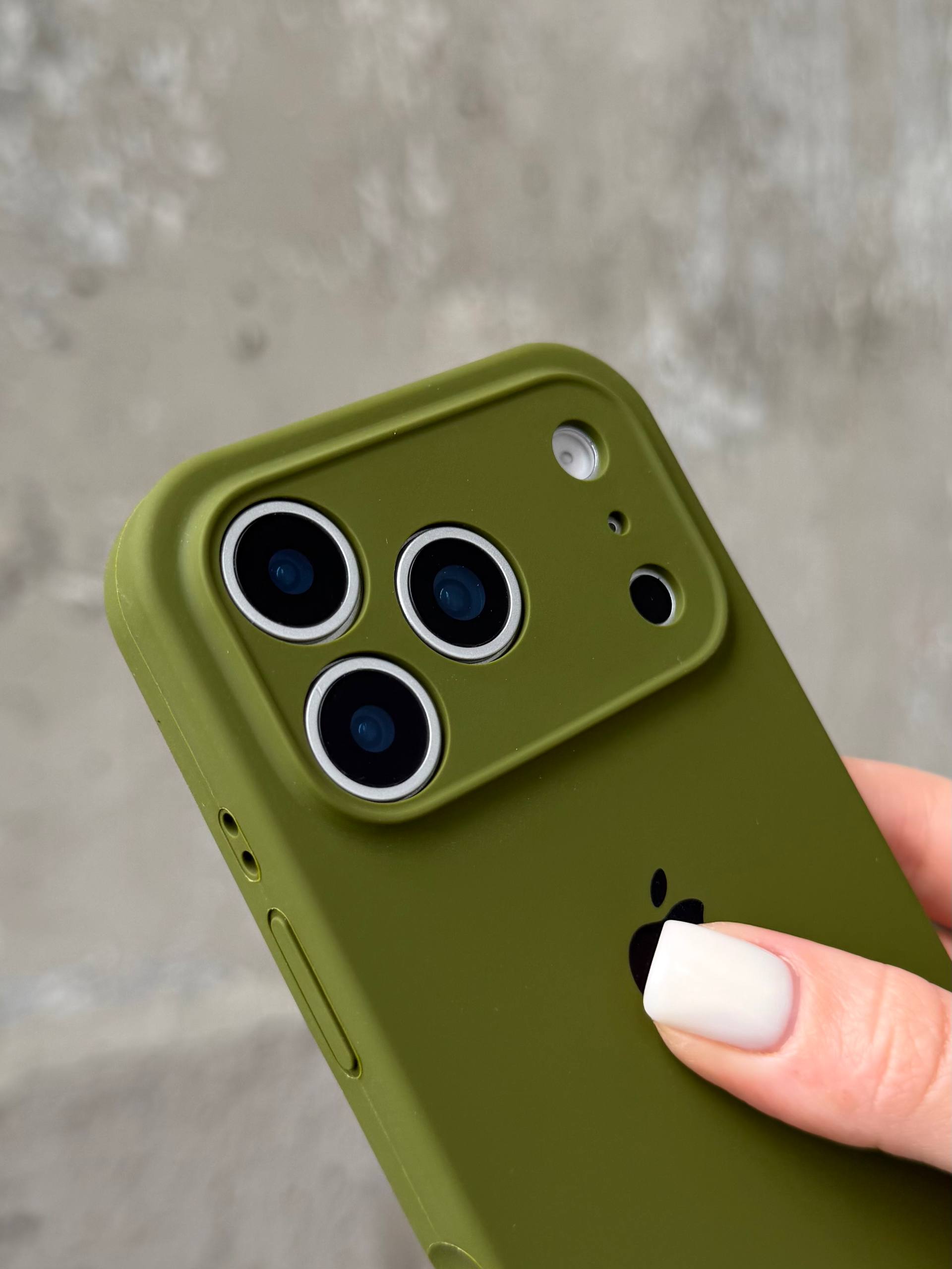 Чохол Silicone case із закритою камерою на iPhone 17 Pro Army Green #29