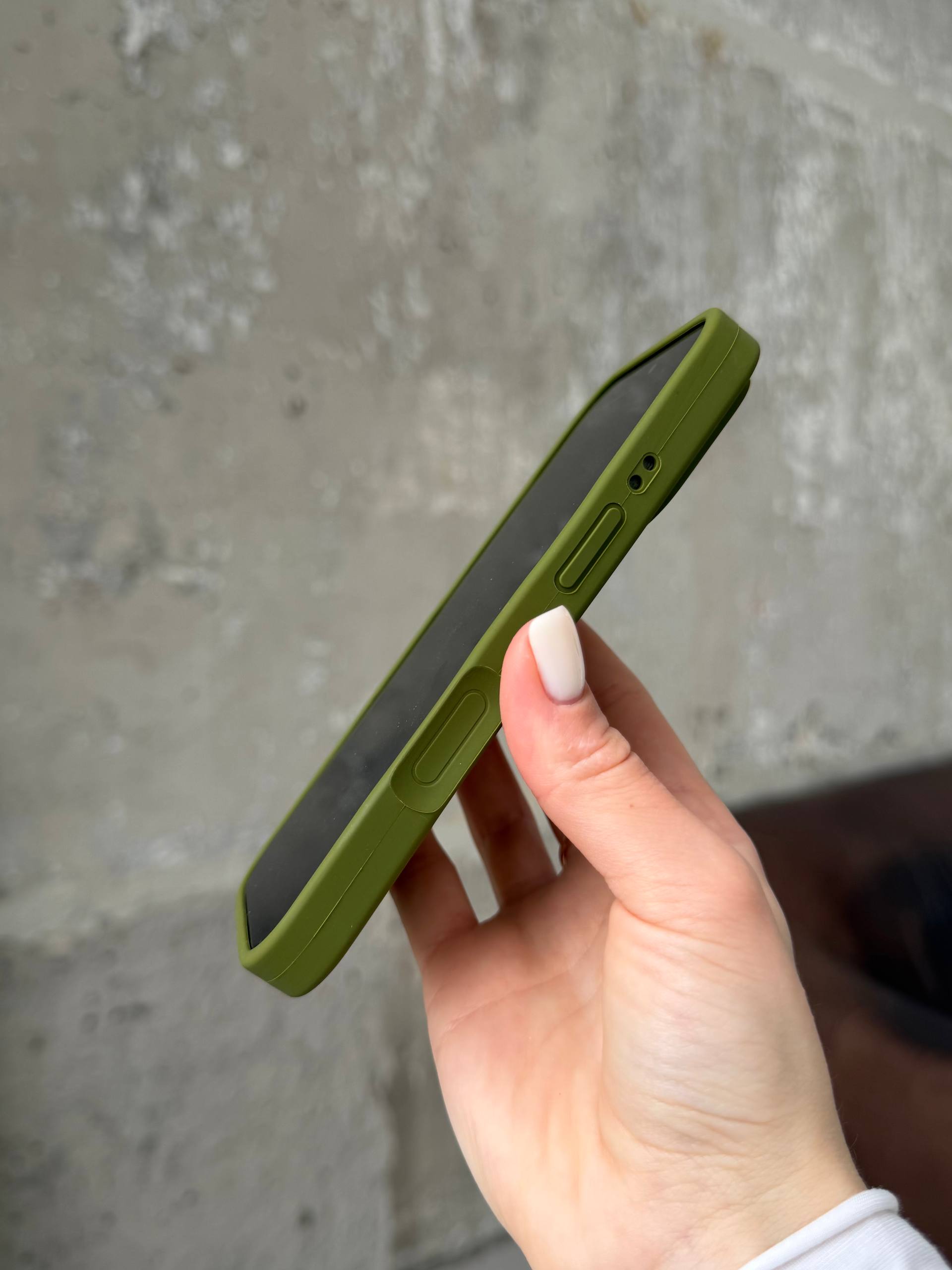 Чохол Silicone case із закритою камерою на iPhone 17 Pro Army Green #29