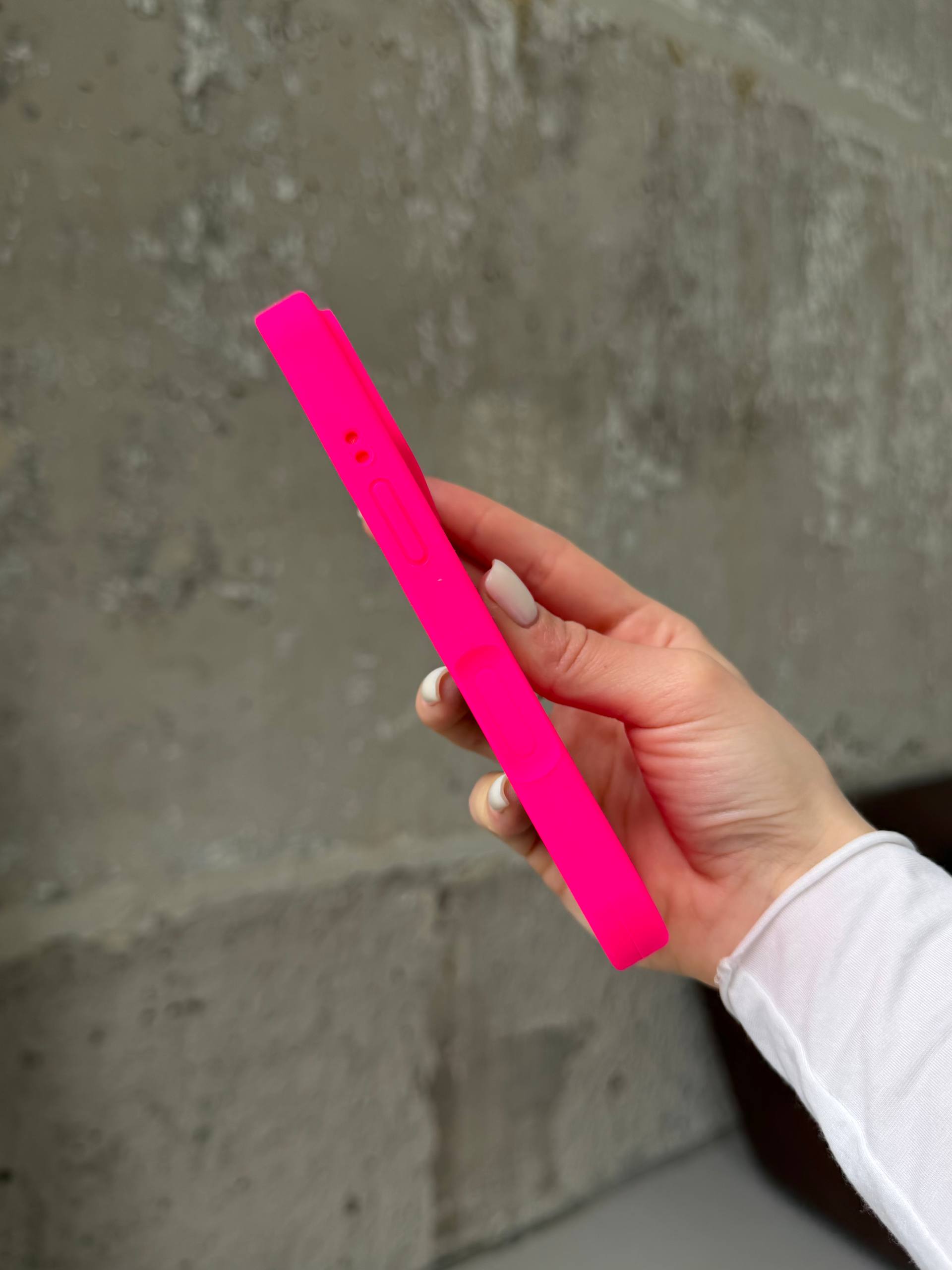 Чехол Silicone case с закрытой камерой на iPhone 17 Pro Shiny Pink #23