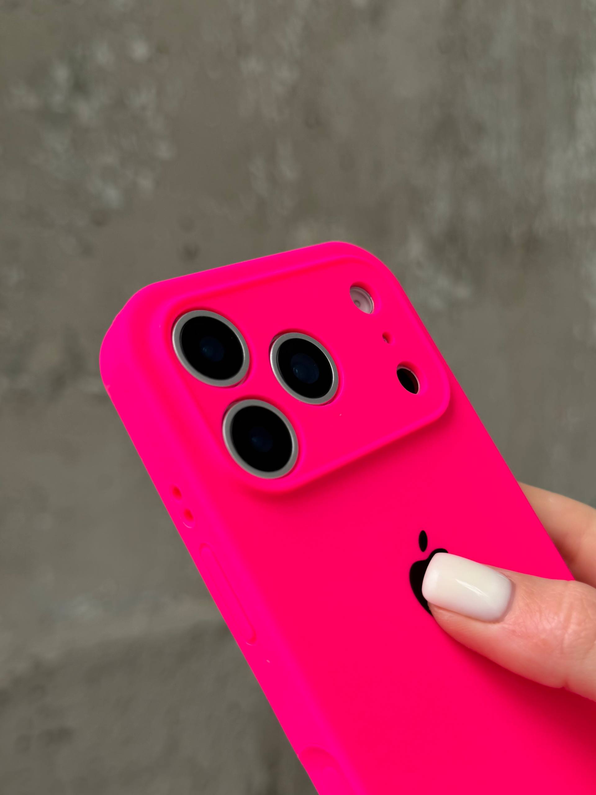 Чехол Silicone case с закрытой камерой на iPhone 17 Pro Shiny Pink #23