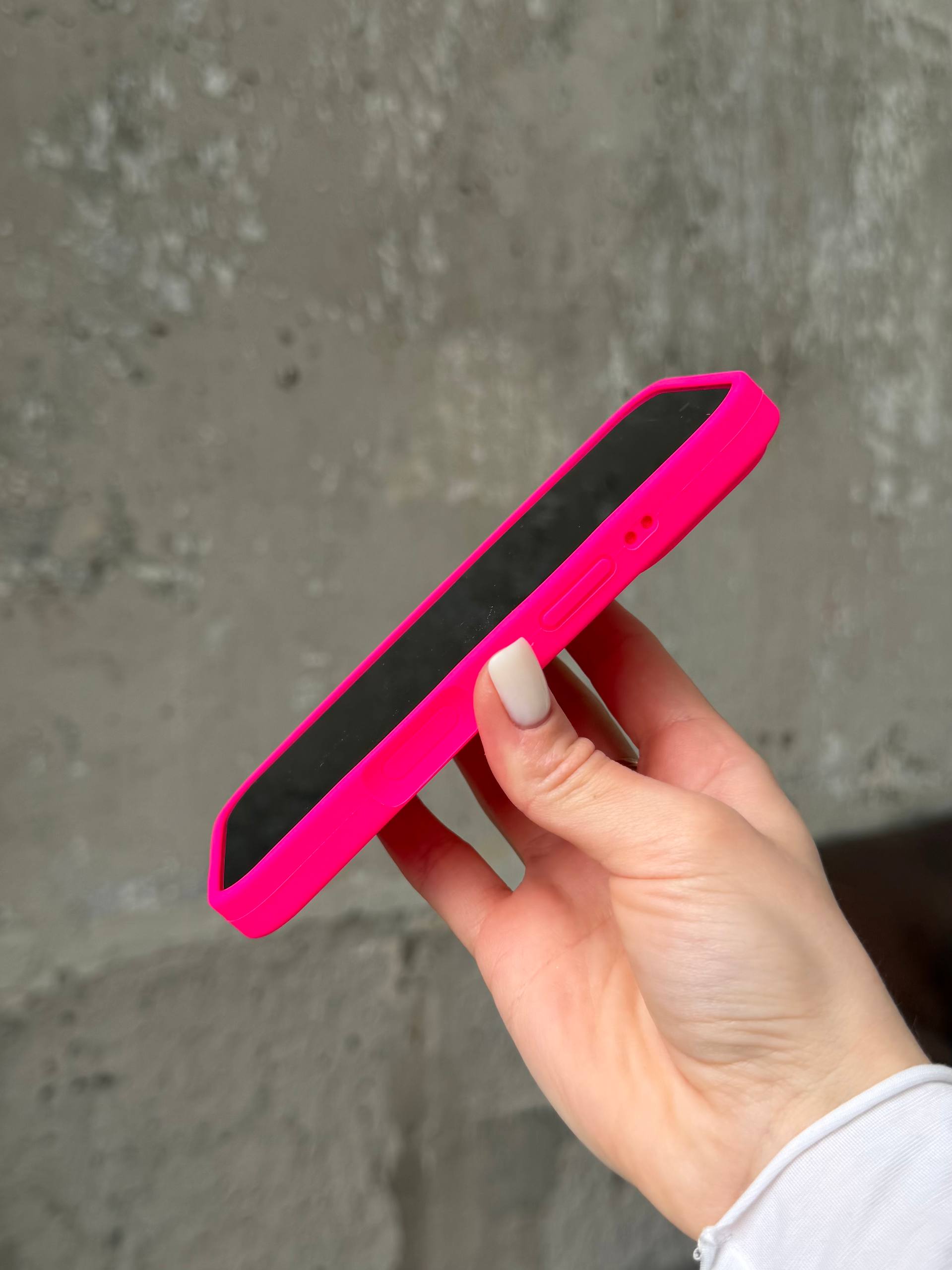 Чехол Silicone case с закрытой камерой на iPhone 17 Pro Shiny Pink #23