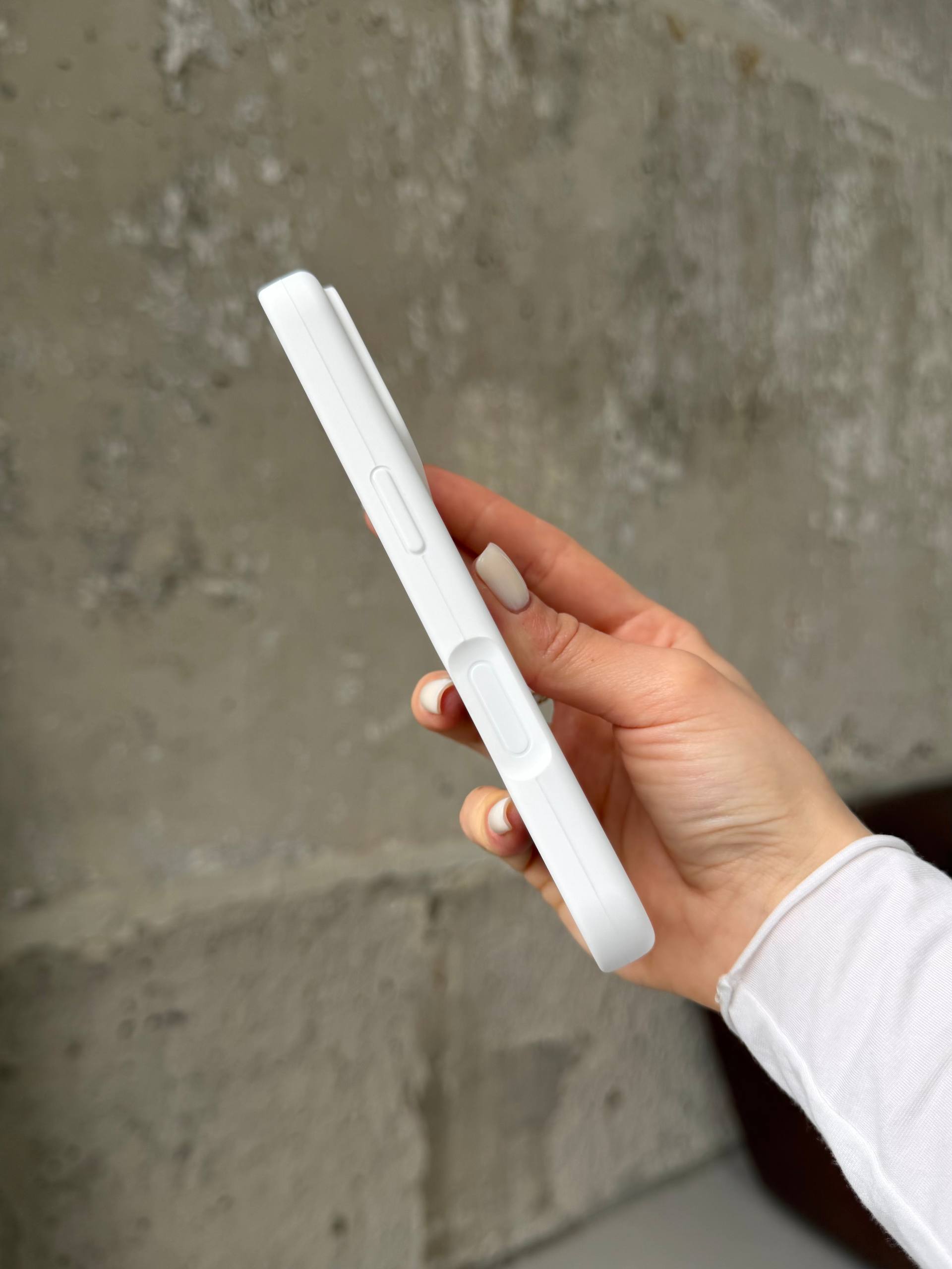 Чохол Silicone case із закритою камерою на iPhone 17 Pro White #08