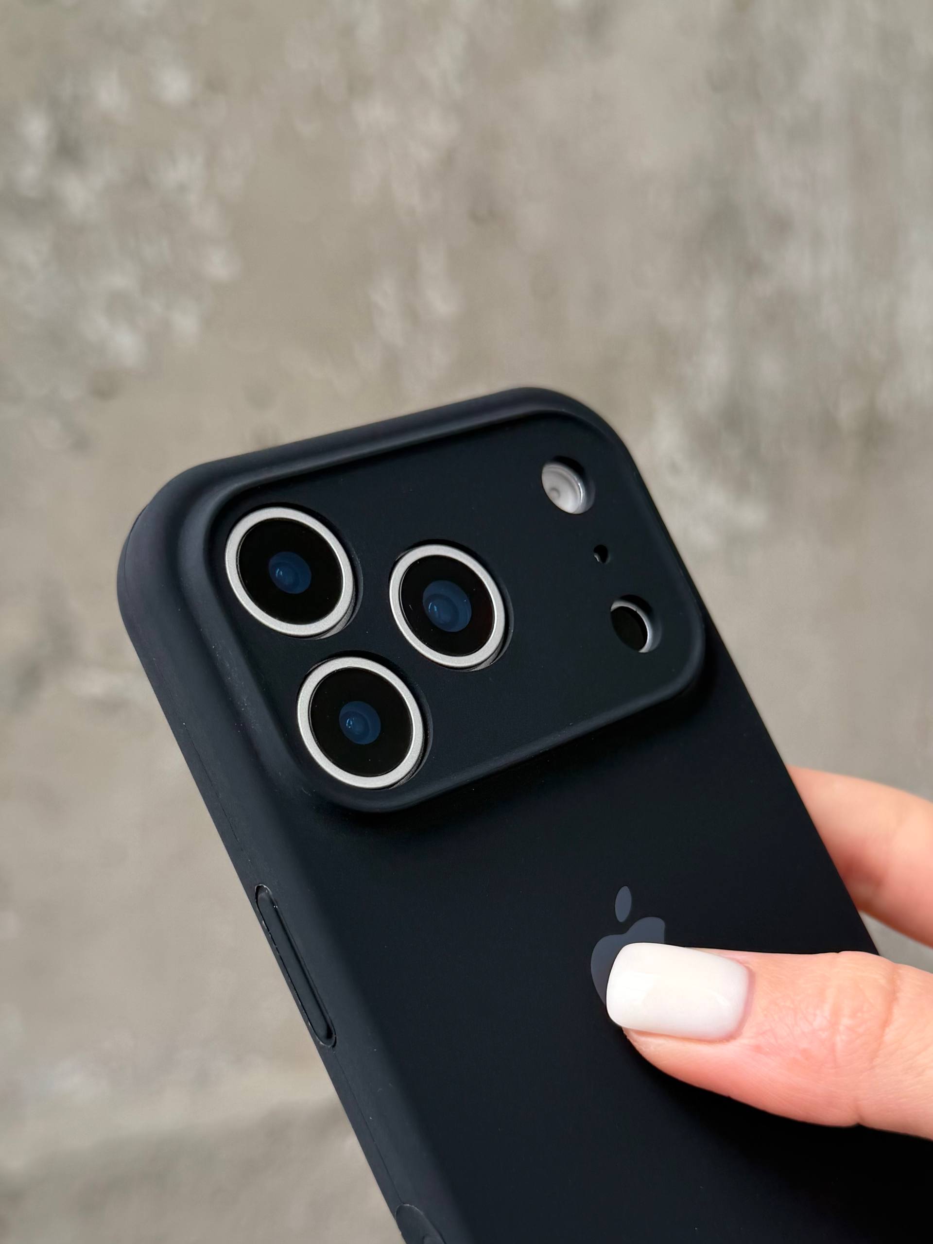 Чехол Silicone case с закрытой камерой для iPhone 17 Pro Black #14
