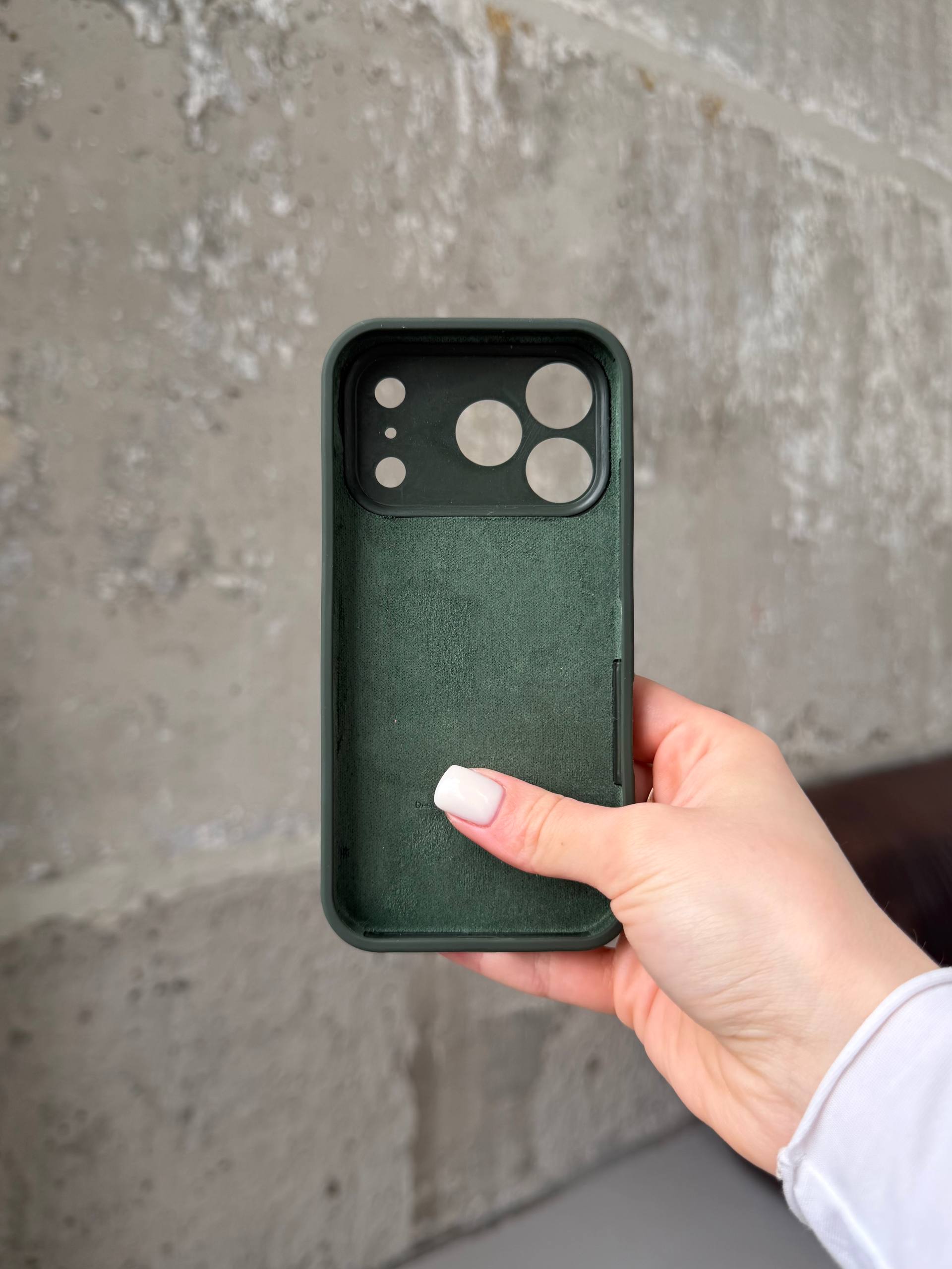 Чехол Silicone case с закрытой камерой на iPhone 17 Pro Max Cyprus Green #40