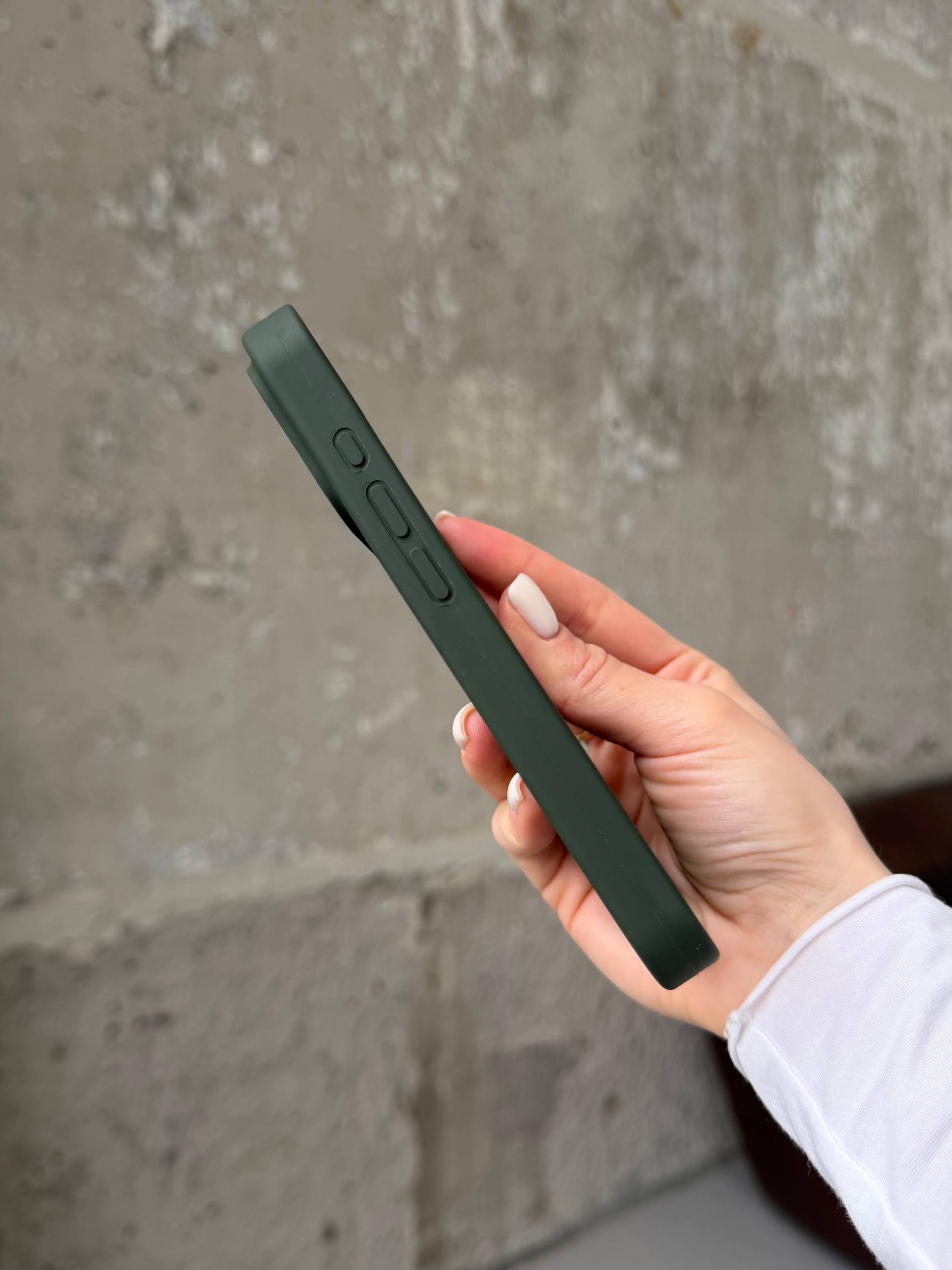 Чехол Silicone case с закрытой камерой на iPhone 17 Pro Max Cyprus Green #40