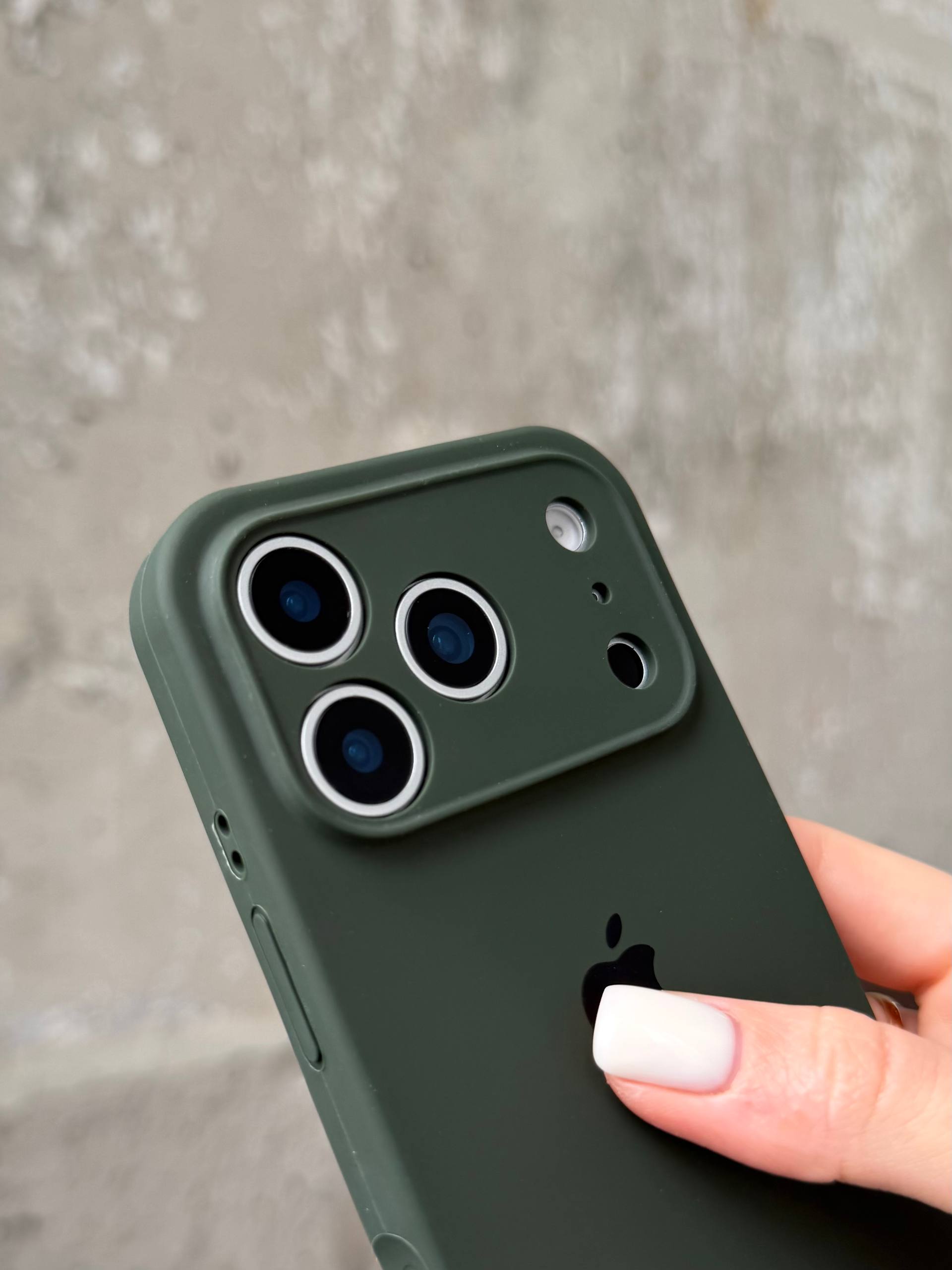 Чехол Silicone case с закрытой камерой на iPhone 17 Pro Max Cyprus Green #40