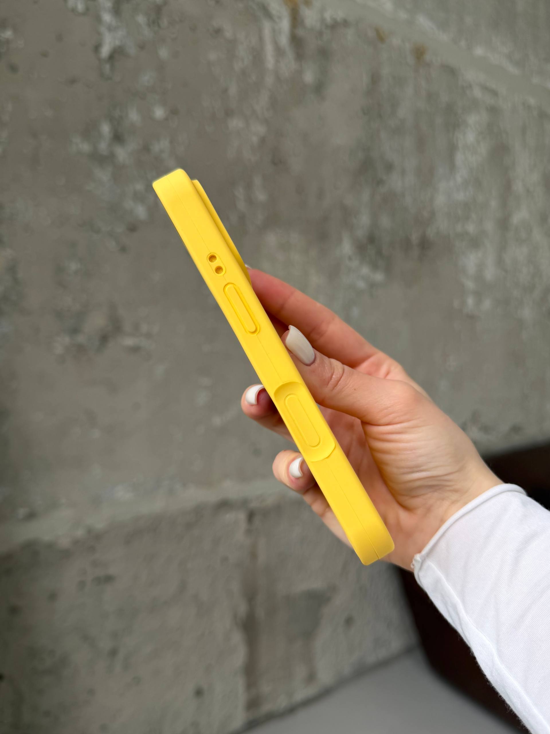 Чохол Silicone case із закритою камерою на iPhone 17 Pro Max Yellow #04