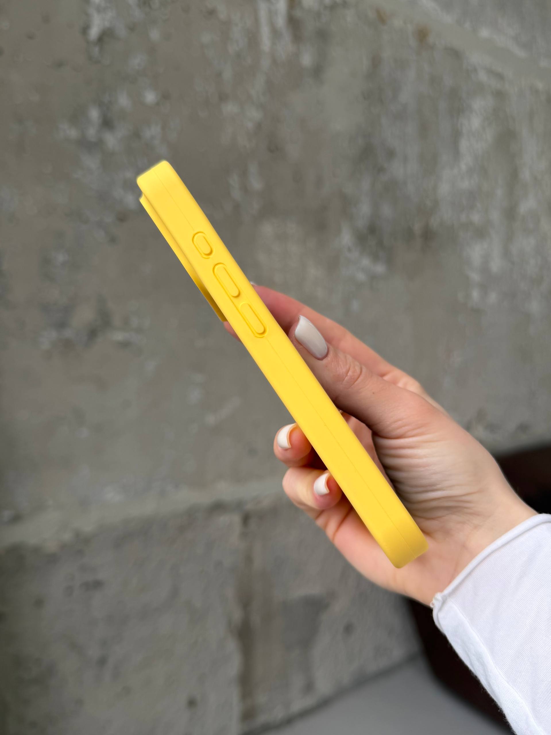 Чохол Silicone case із закритою камерою на iPhone 17 Pro Max Yellow #04