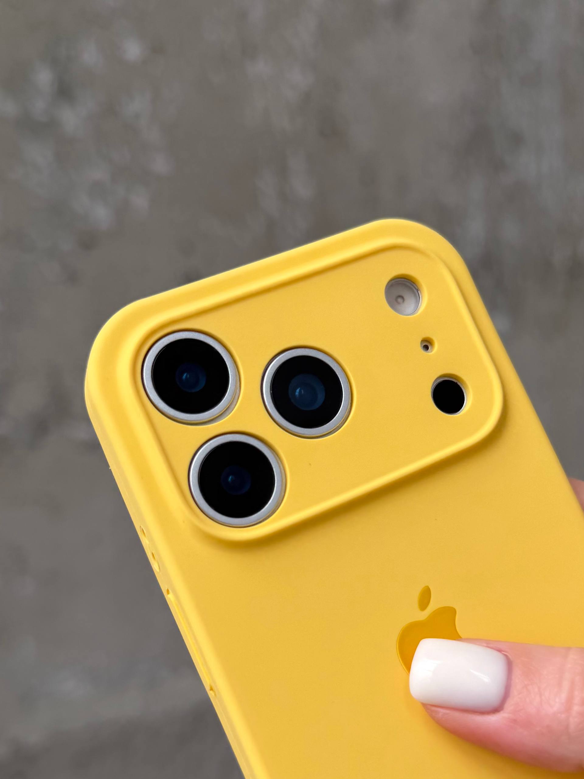 Чохол Silicone case із закритою камерою на iPhone 17 Pro Max Yellow #04