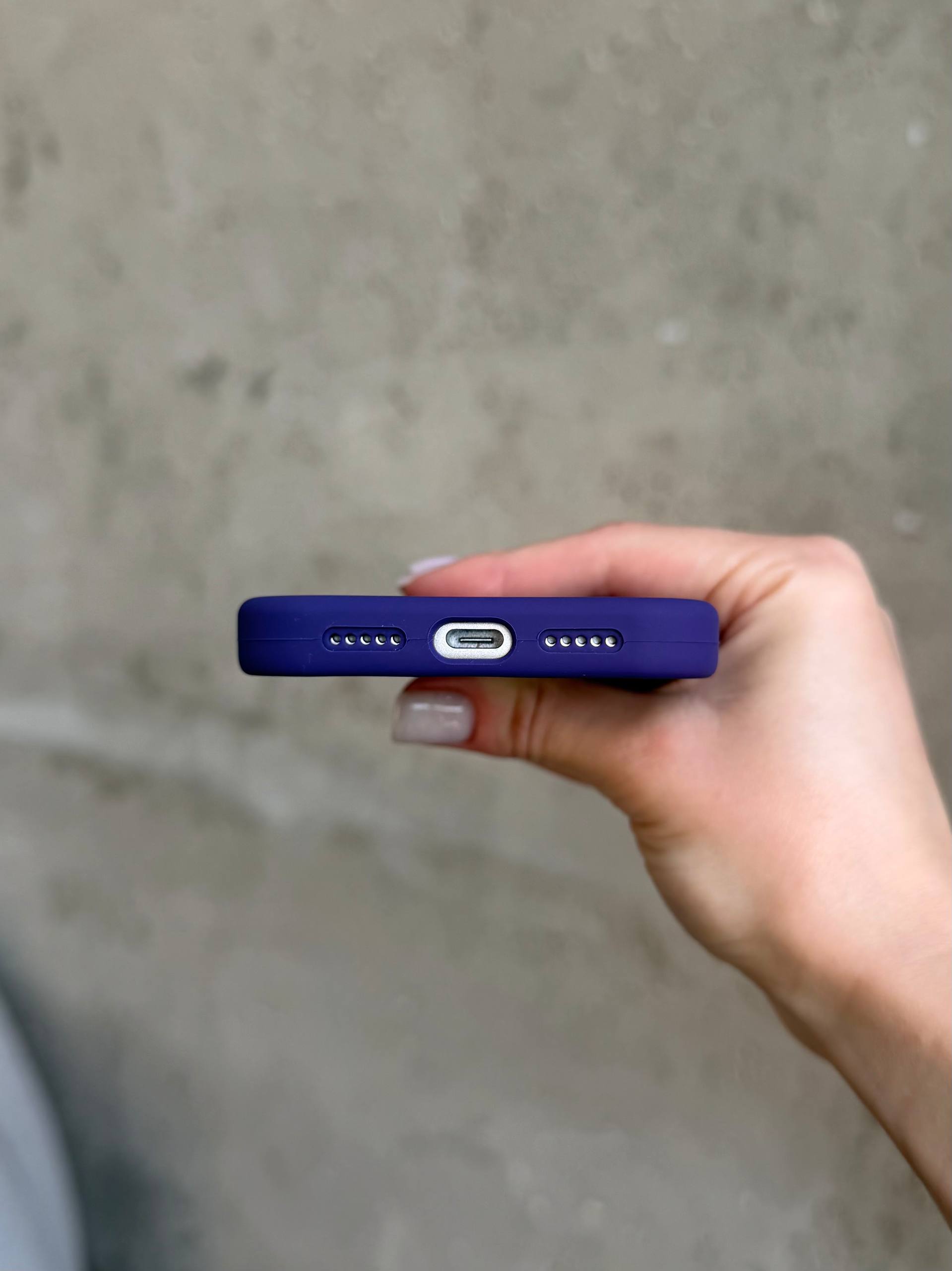 Чехол Silicone case с закрытой камерой на iPhone 17 Pro Max Amethyst #54