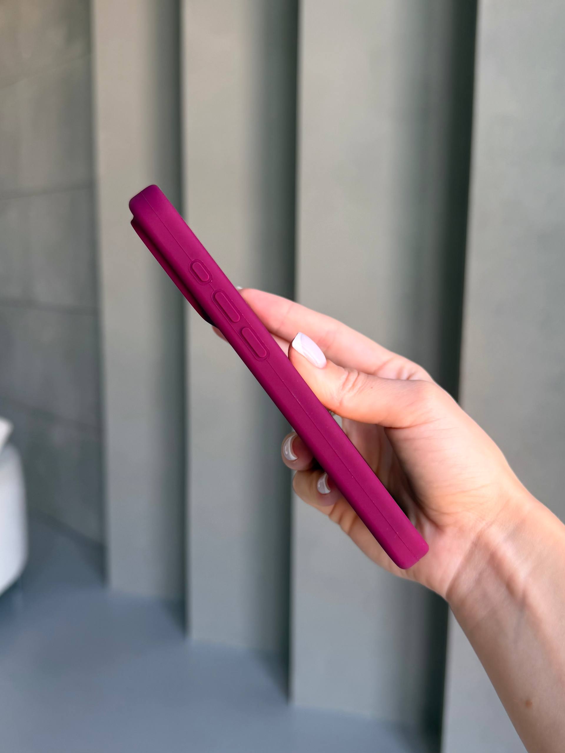Чехол Silicone case с закрытой камерой на iPhone 17 Pro Max Marsala #35