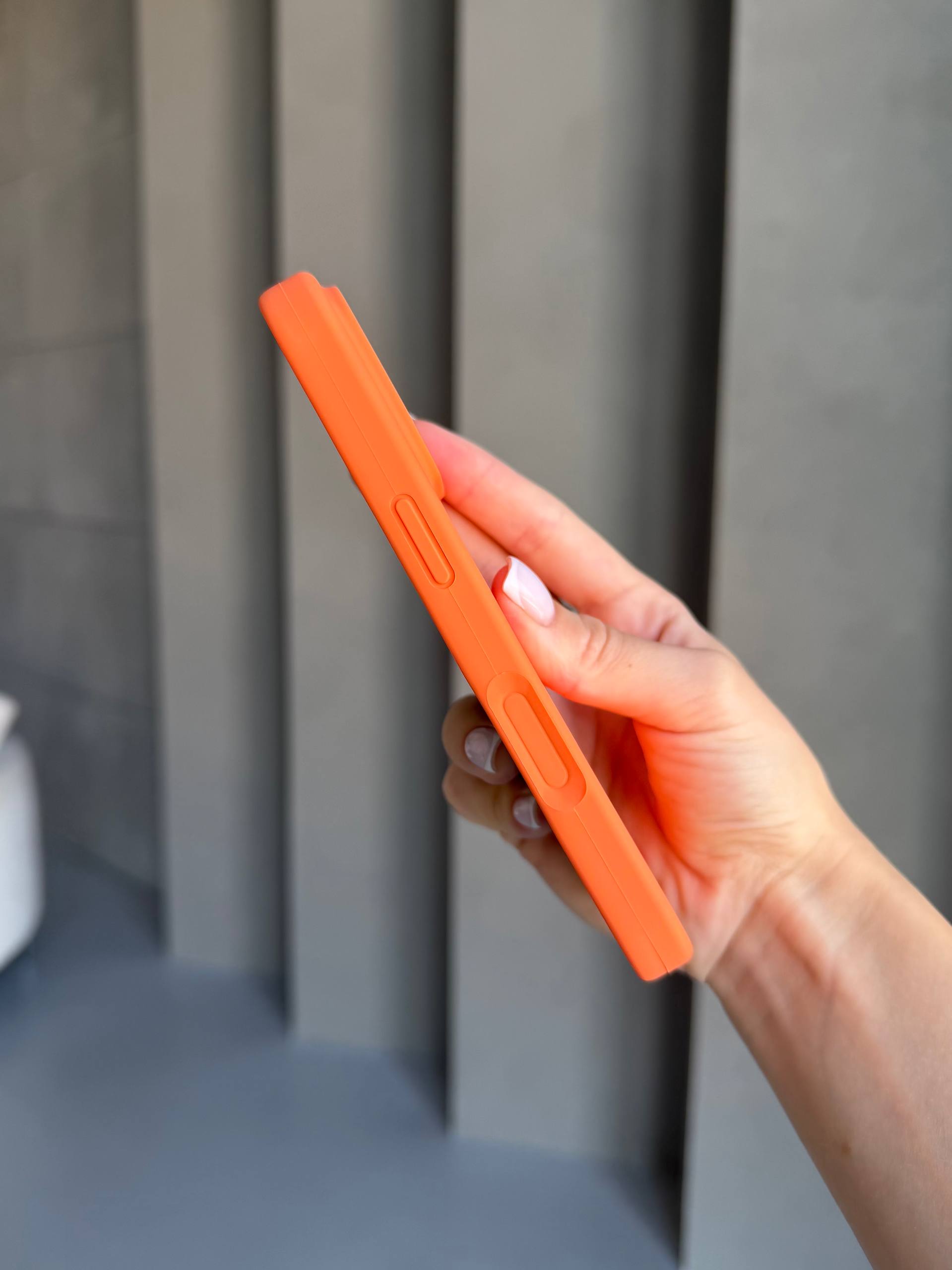 Чохол Silicone case із закритою камерою на iPhone 17 Pro Kumquat #52