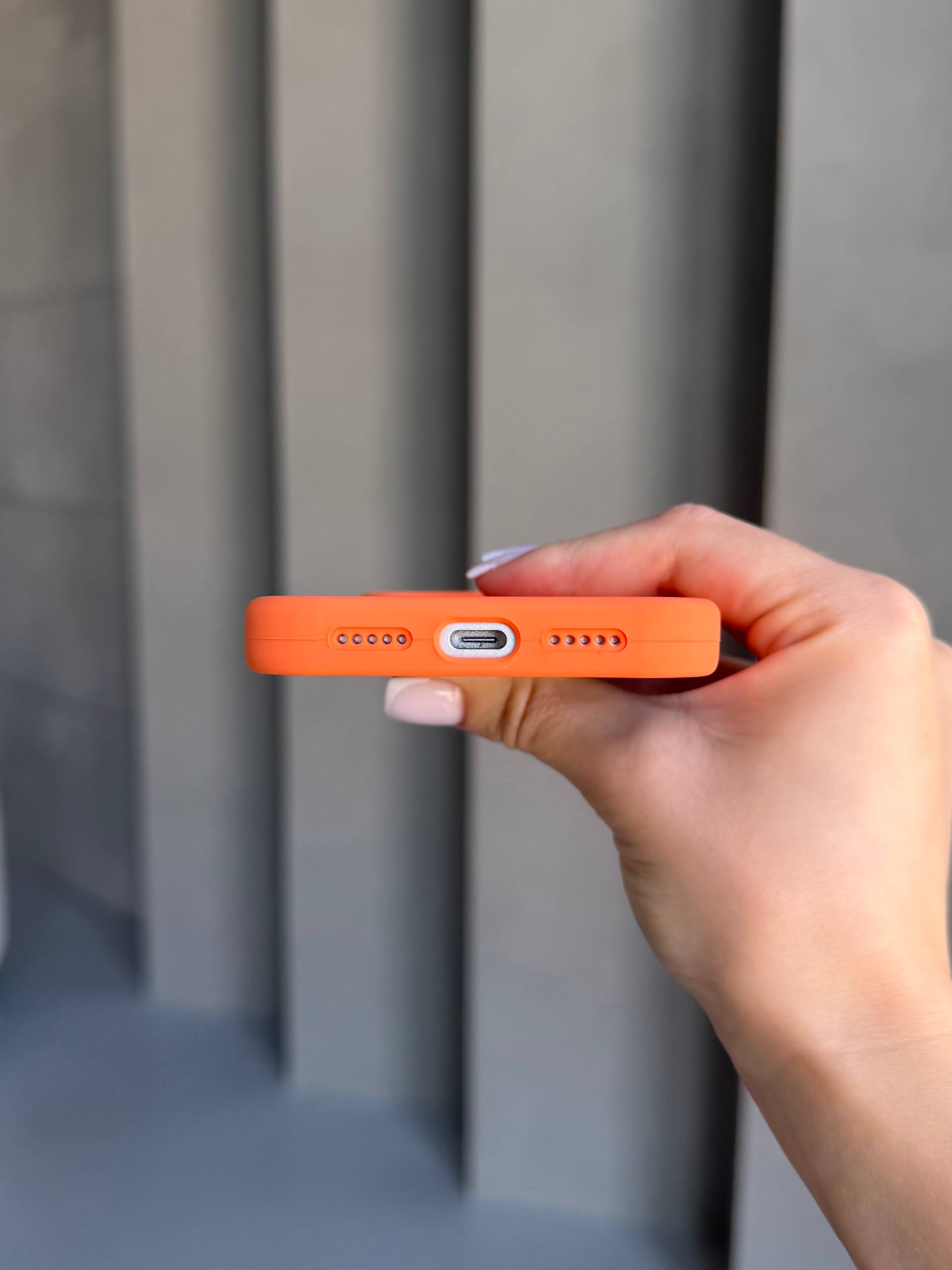 Чохол Silicone case із закритою камерою на iPhone 17 Pro Kumquat #52