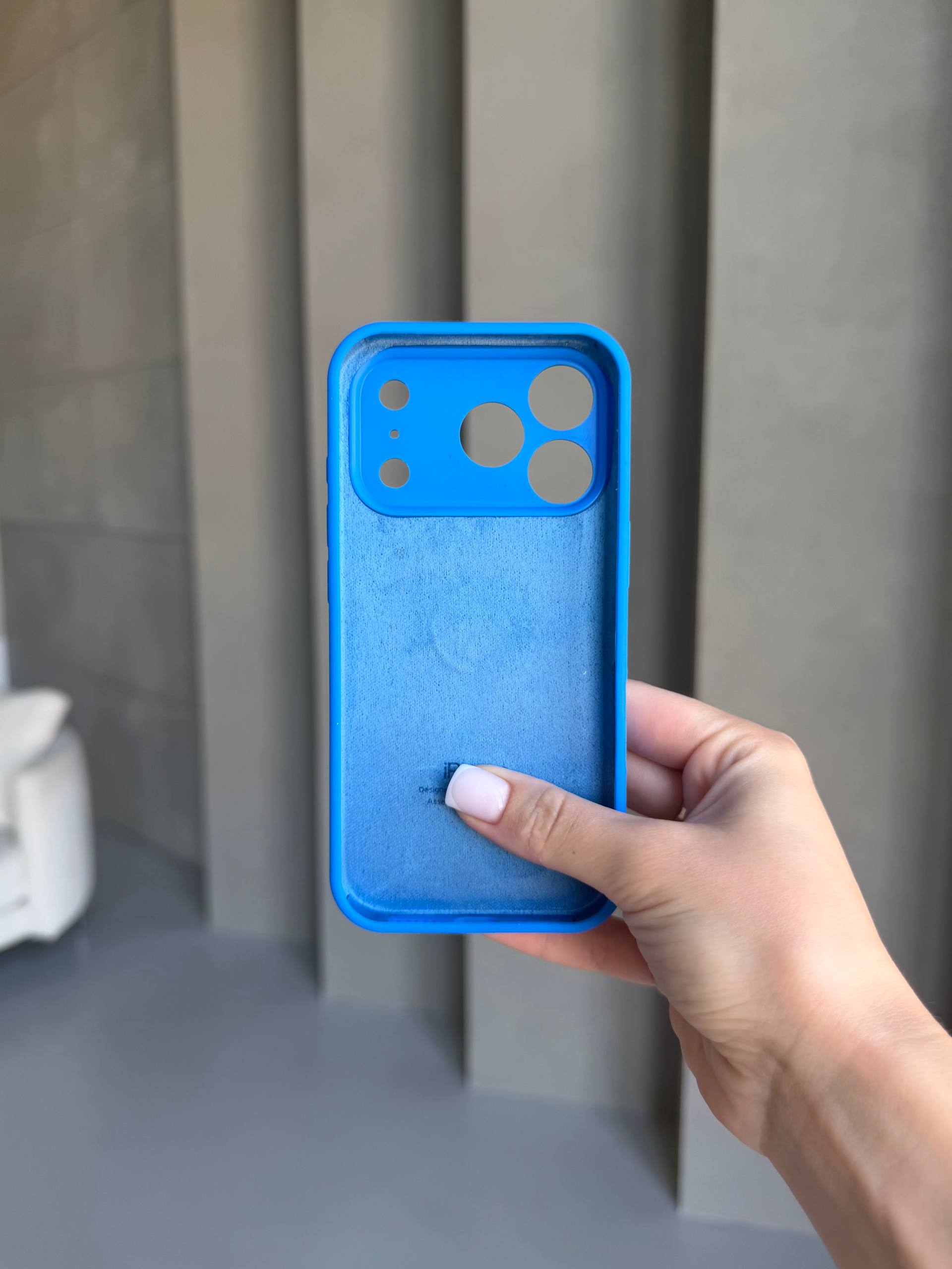 Чехол Silicone case с закрытой камерой для iPhone 17 Pro Max Royal Blue #03