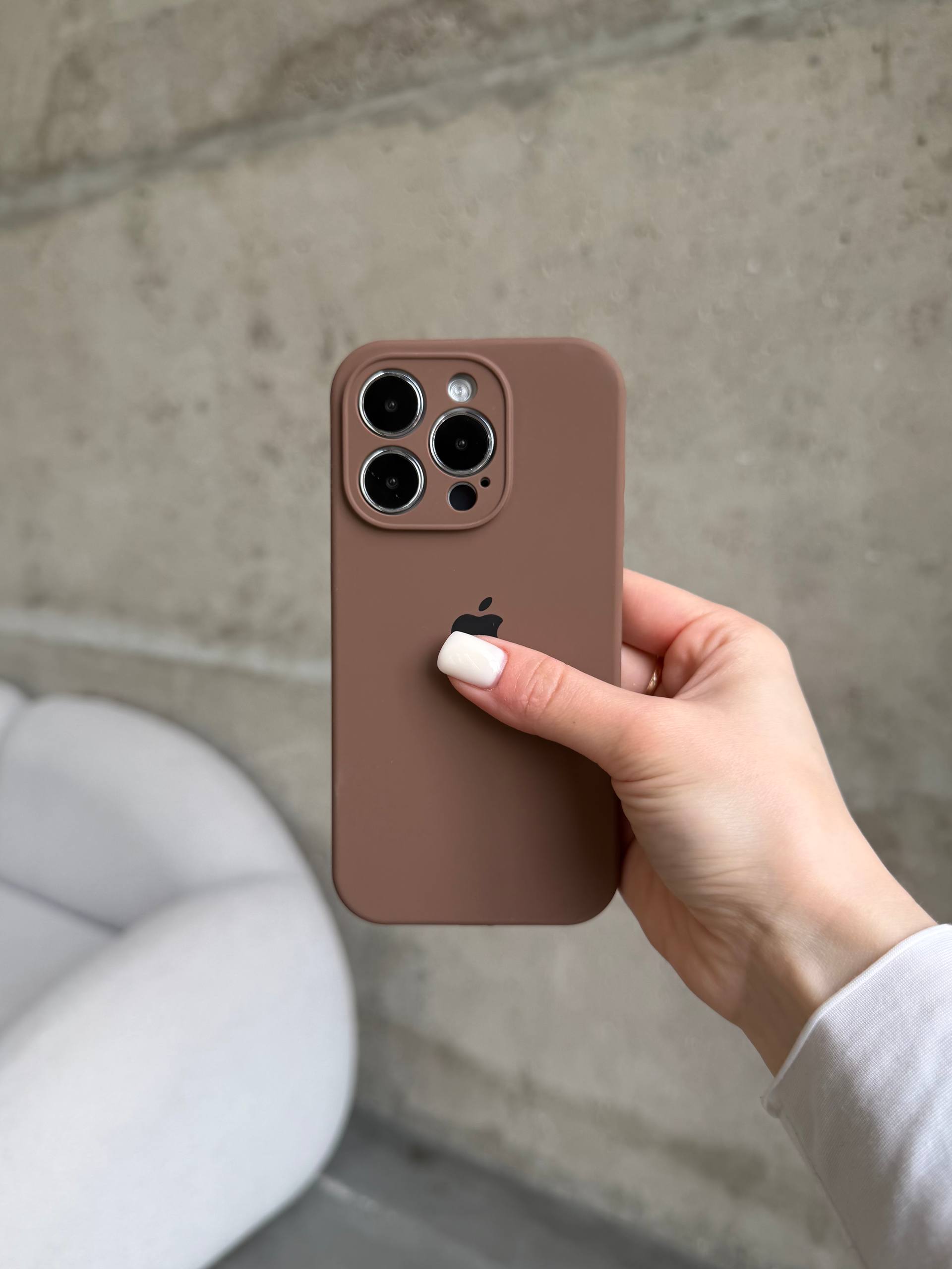 Чехол Silicone case с закрытой камерой на iPhone 12 Pro Chocolate #63