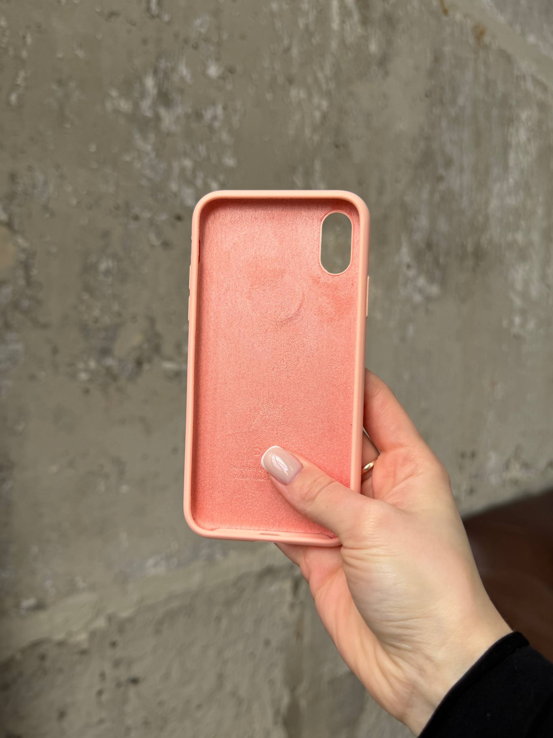 Чехол Silicone case с открытой камерой на iPhone X/XS Grapefruit (07)