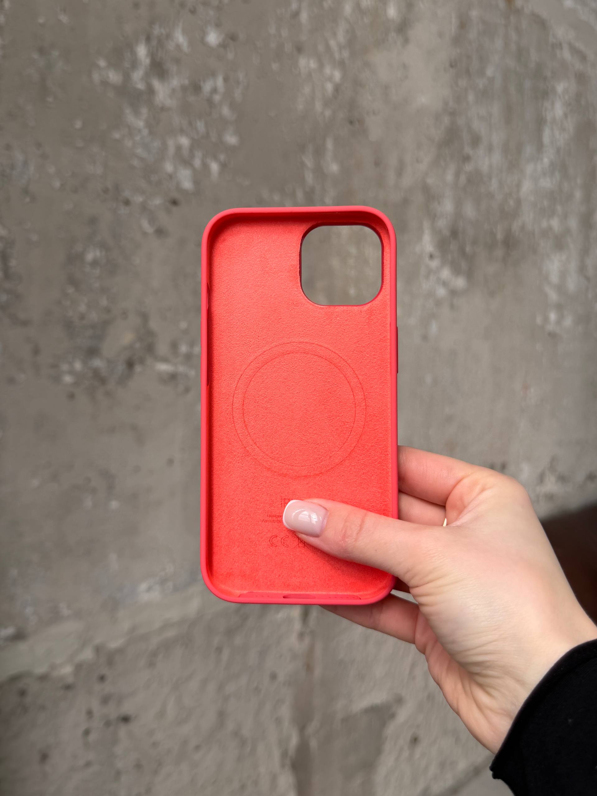 Чохол Silicone case з Magsafe на iPhone 15+ Guava (08)