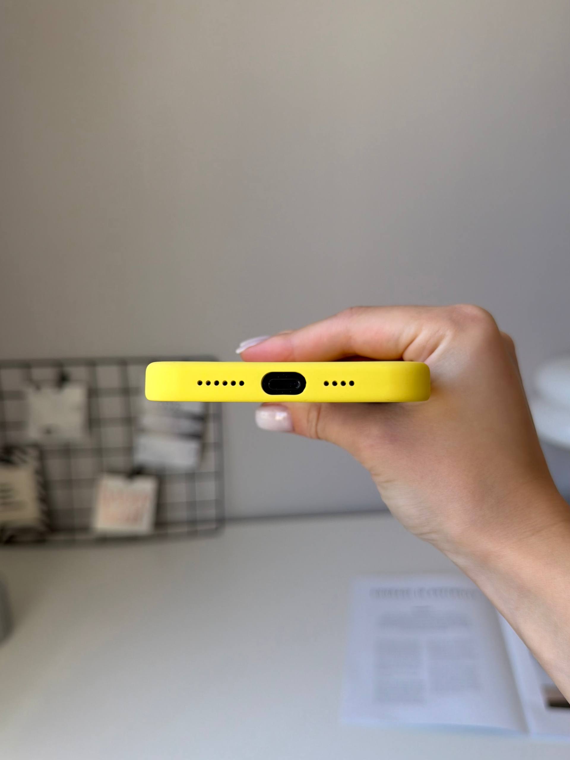 Чехол Silicone case с Magsafe на iPhone 14 Pro Max Canary Yellow (12)