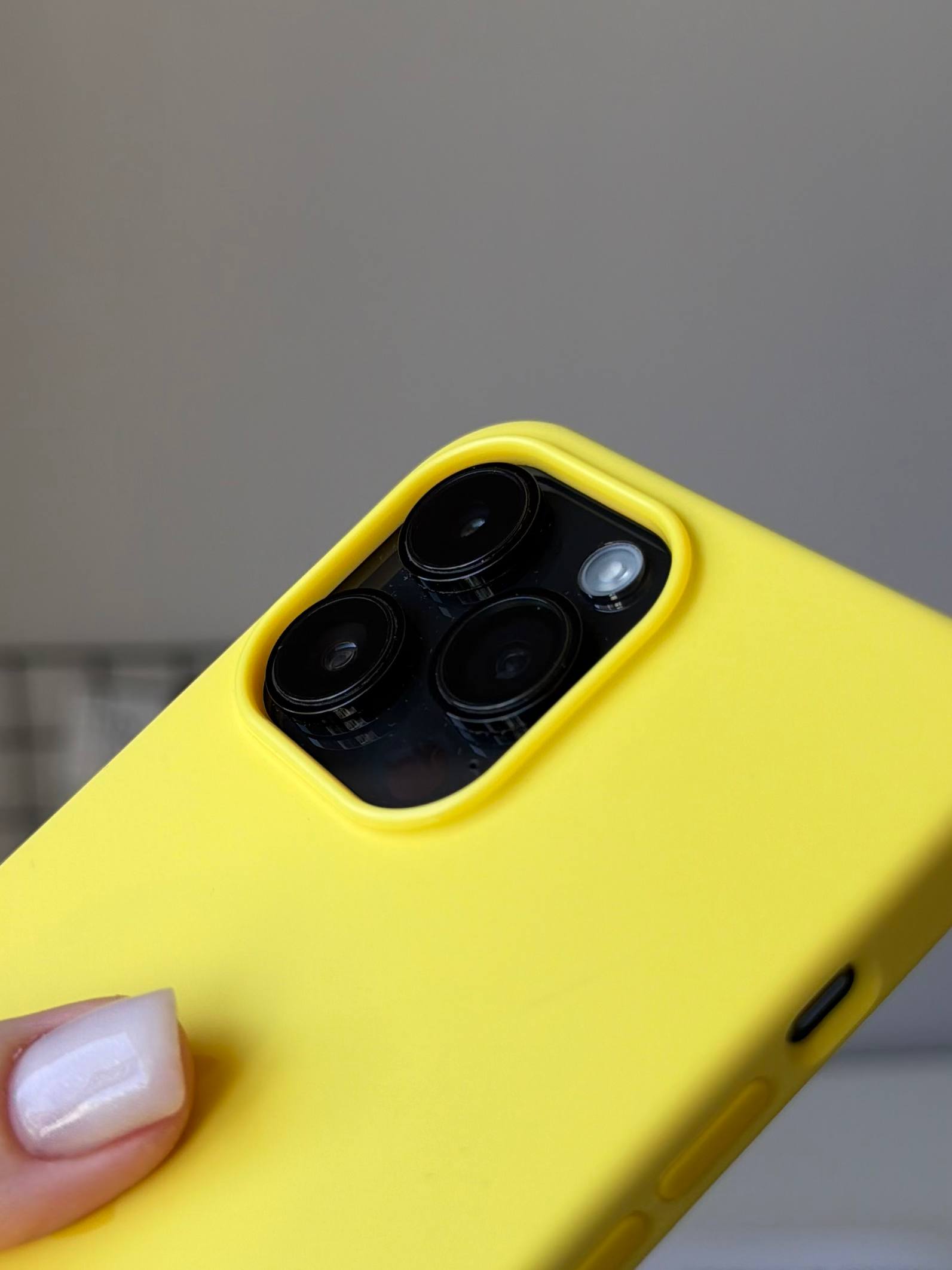 Чехол Silicone case с Magsafe на iPhone 14 Pro Max Canary Yellow (12)