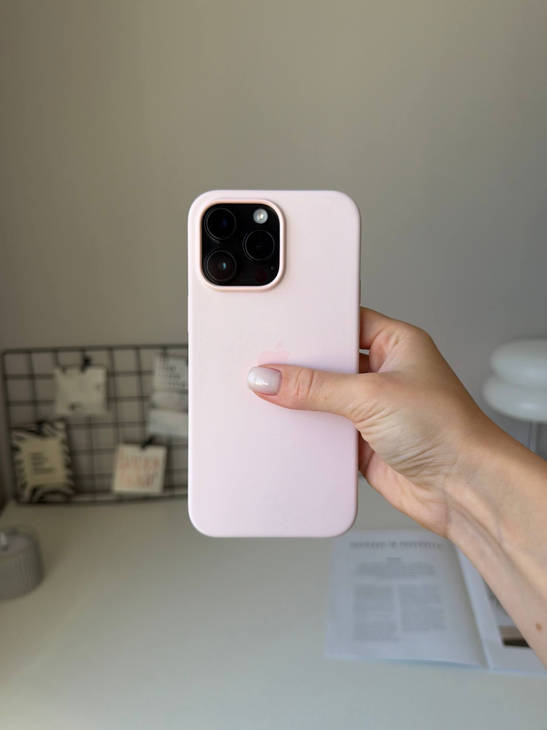 Чехол Silicone case с Magsafe на iPhone 14 Pro Max Chalk Pink (03)