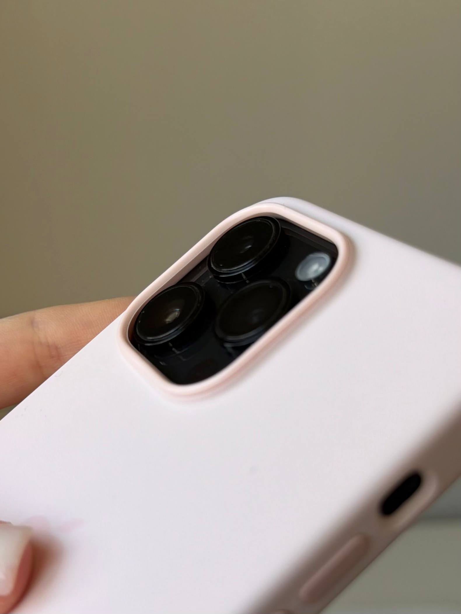 Чехол Silicone case с Magsafe на iPhone 14 Pro Max Chalk Pink (03)