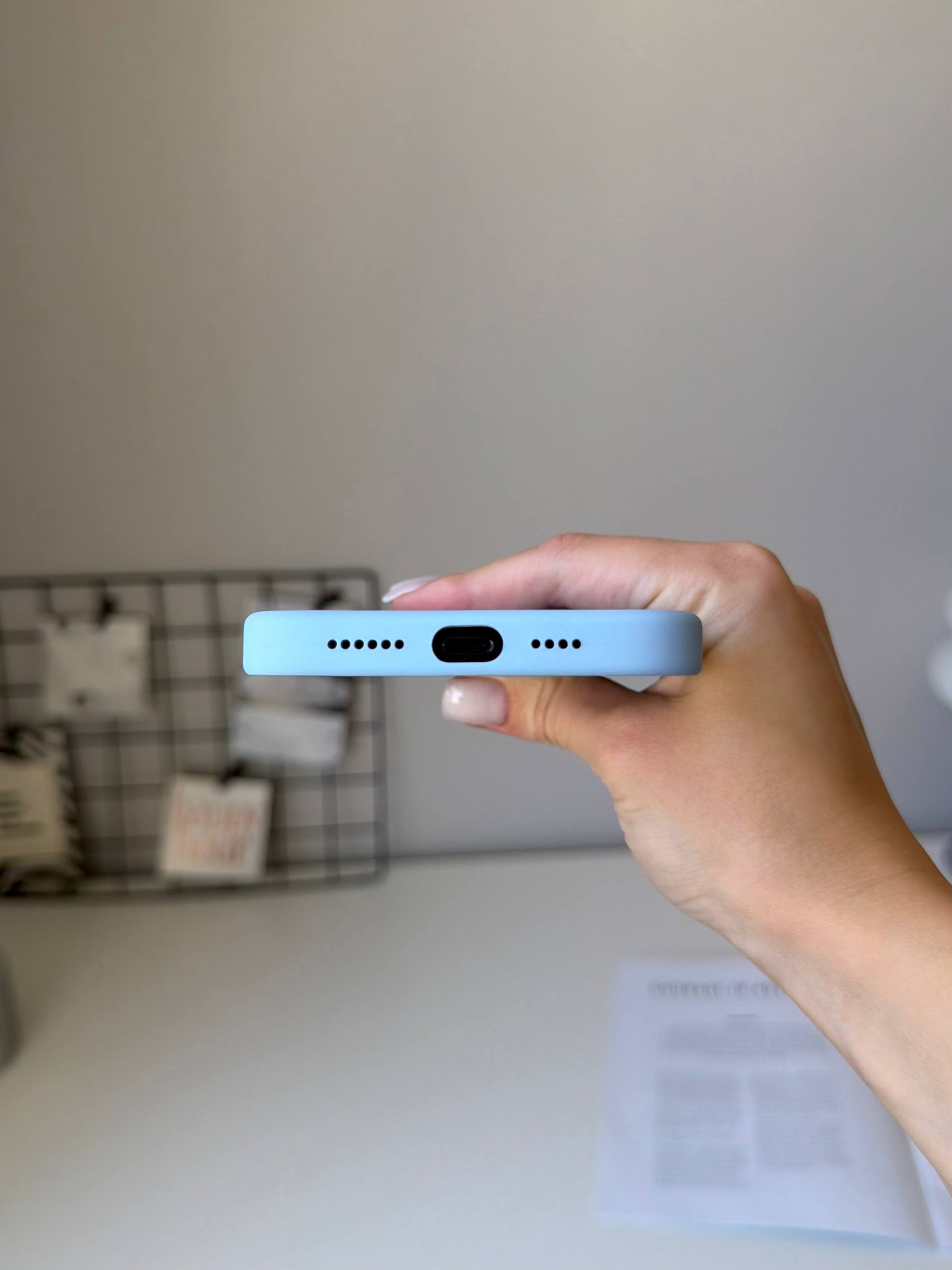 Чехол Silicone case с Magsafe на iPhone 14 Pro Sky (09)