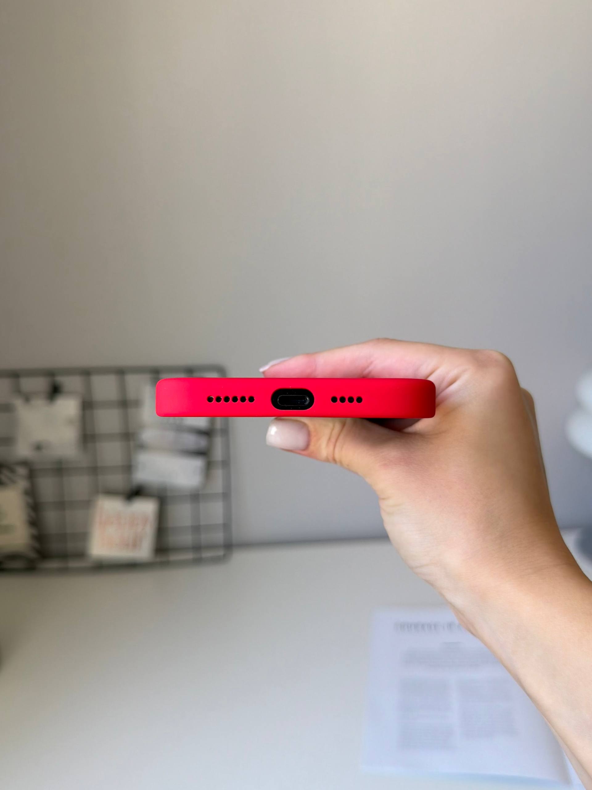 Чехол Silicone case с Magsafe на iPhone 14 Pro Max Red (04)