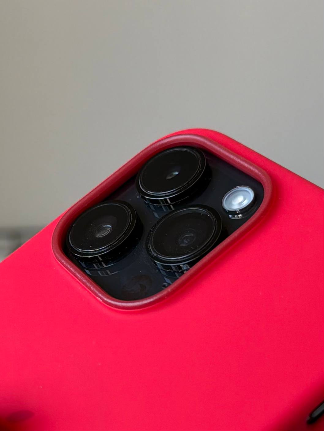 Чехол Silicone case с Magsafe на iPhone 14 Pro Max Red (04)