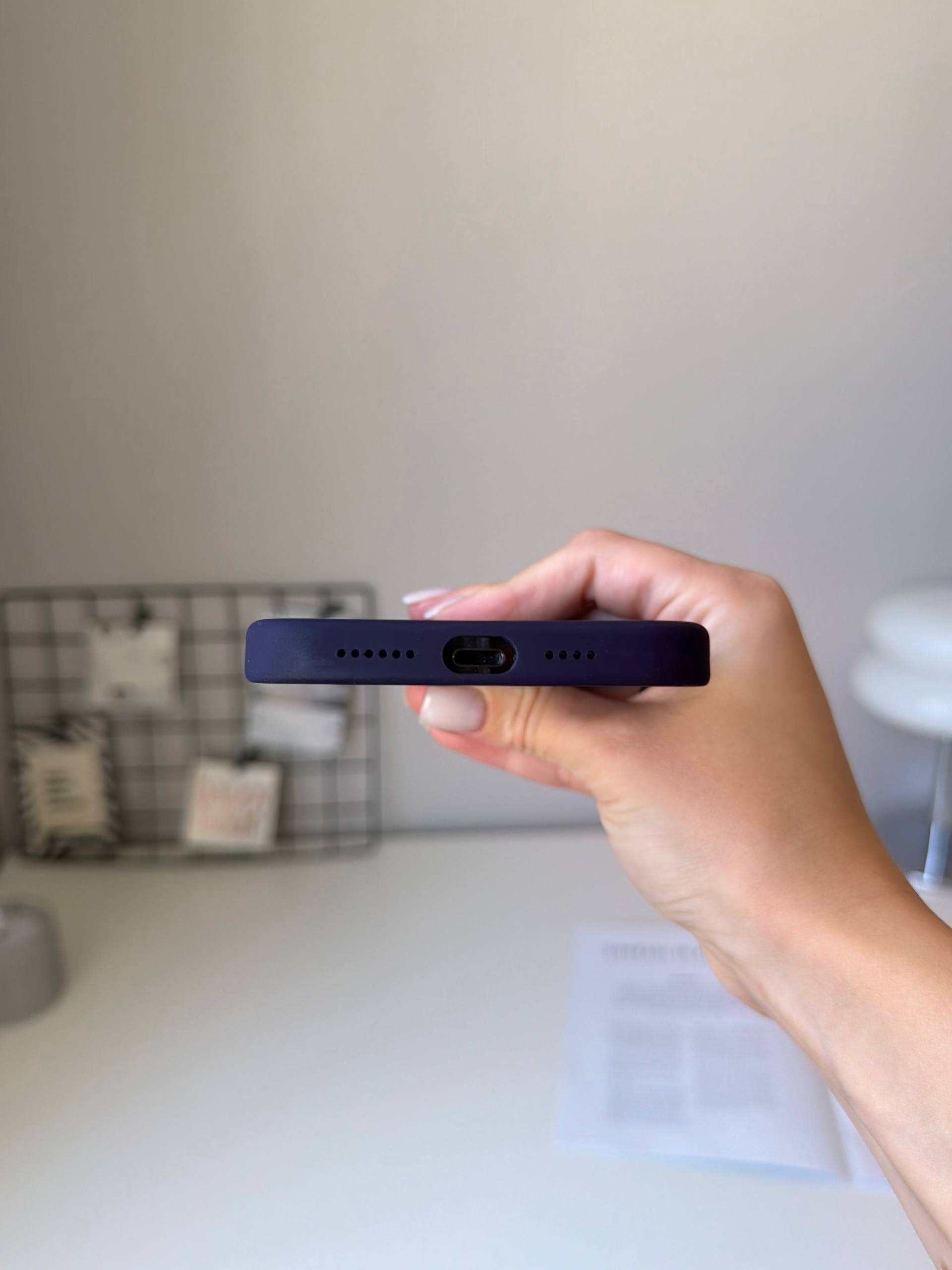 Чехол Silicone case с Magsafe на iPhone 14 Pro Elderberry (08)