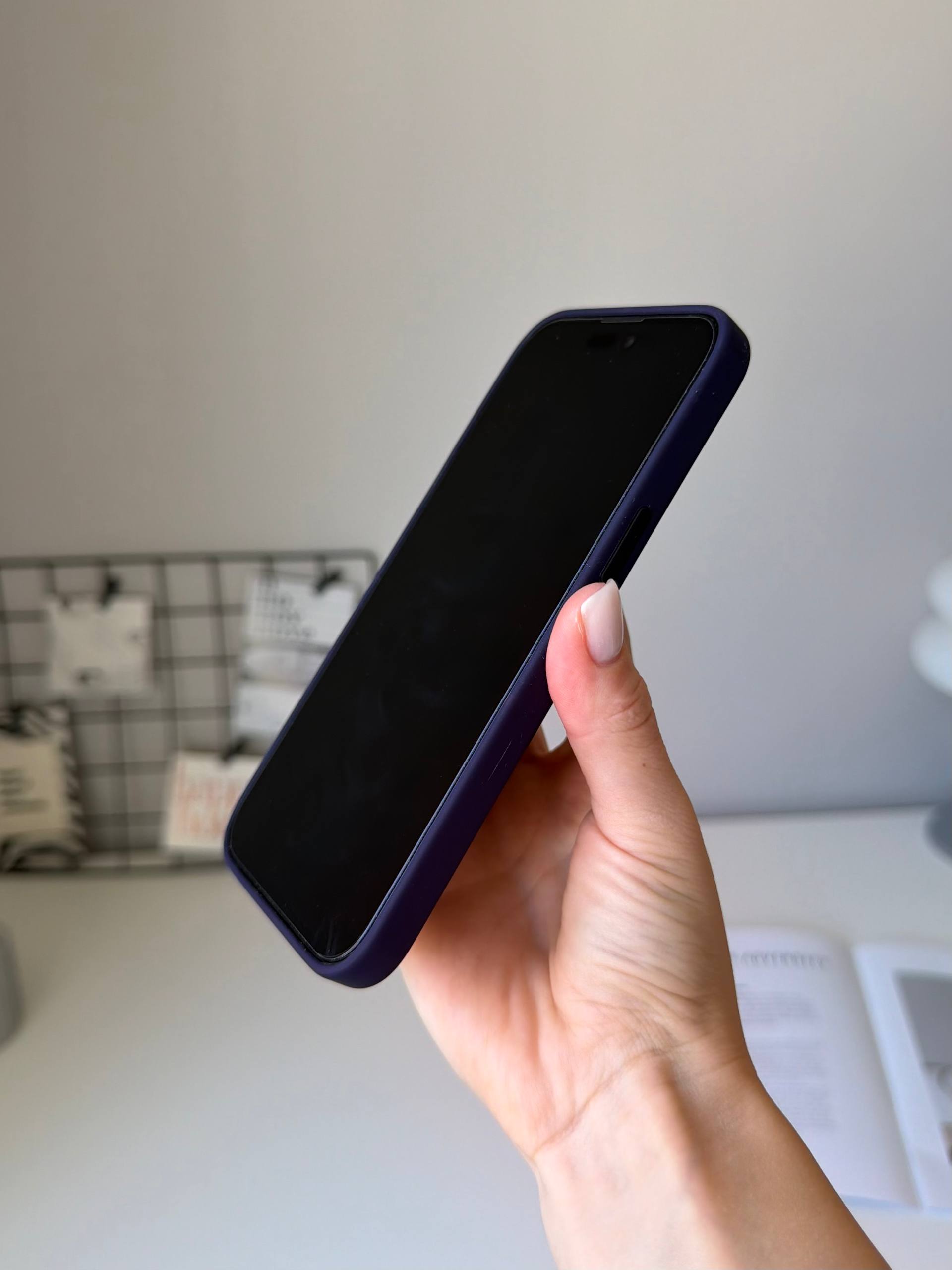 Чехол Silicone case с Magsafe на iPhone 14 Pro Elderberry (08)