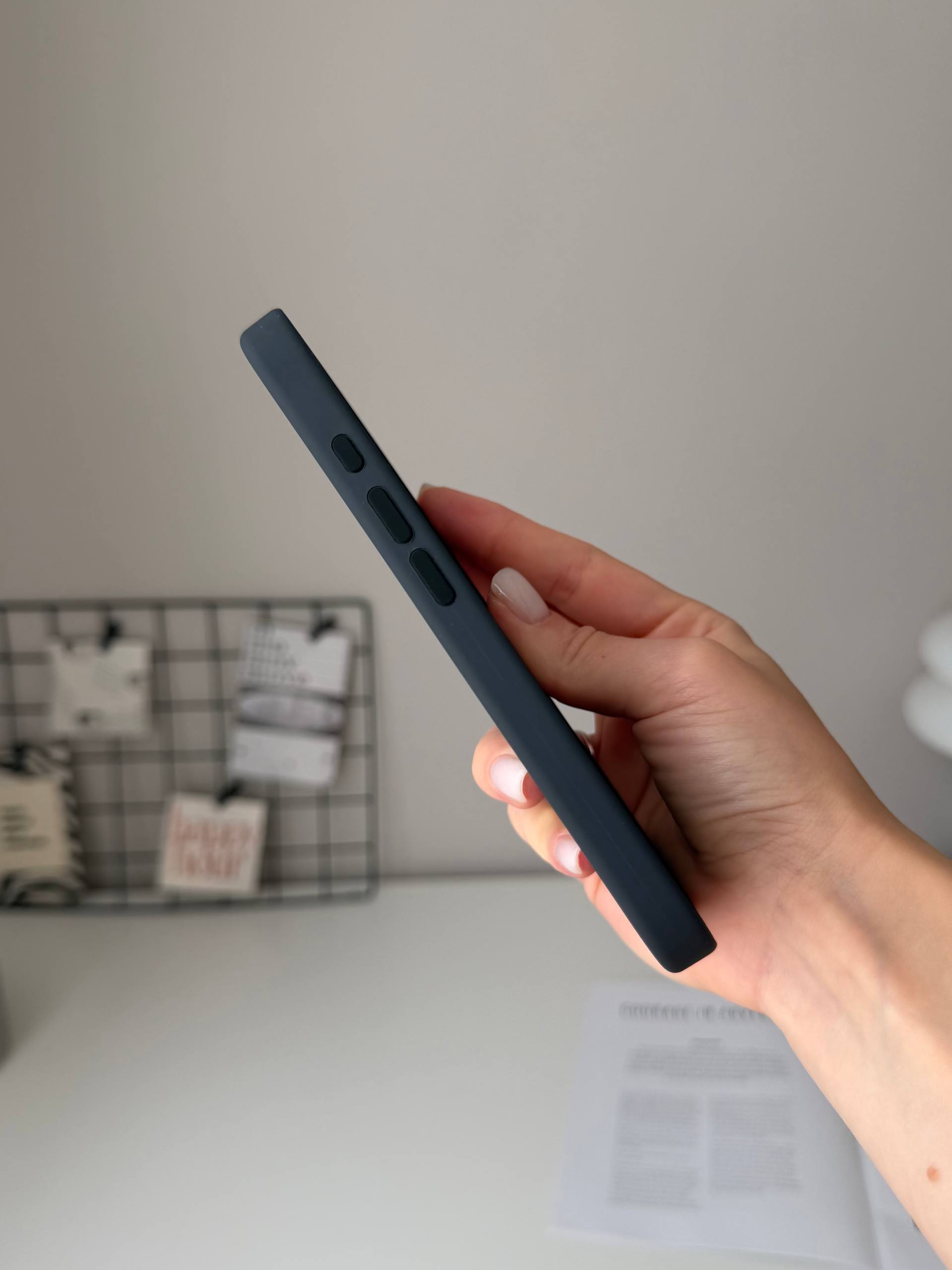 Чехол Silicone case с Magsafe на iPhone 16+ Black (01)