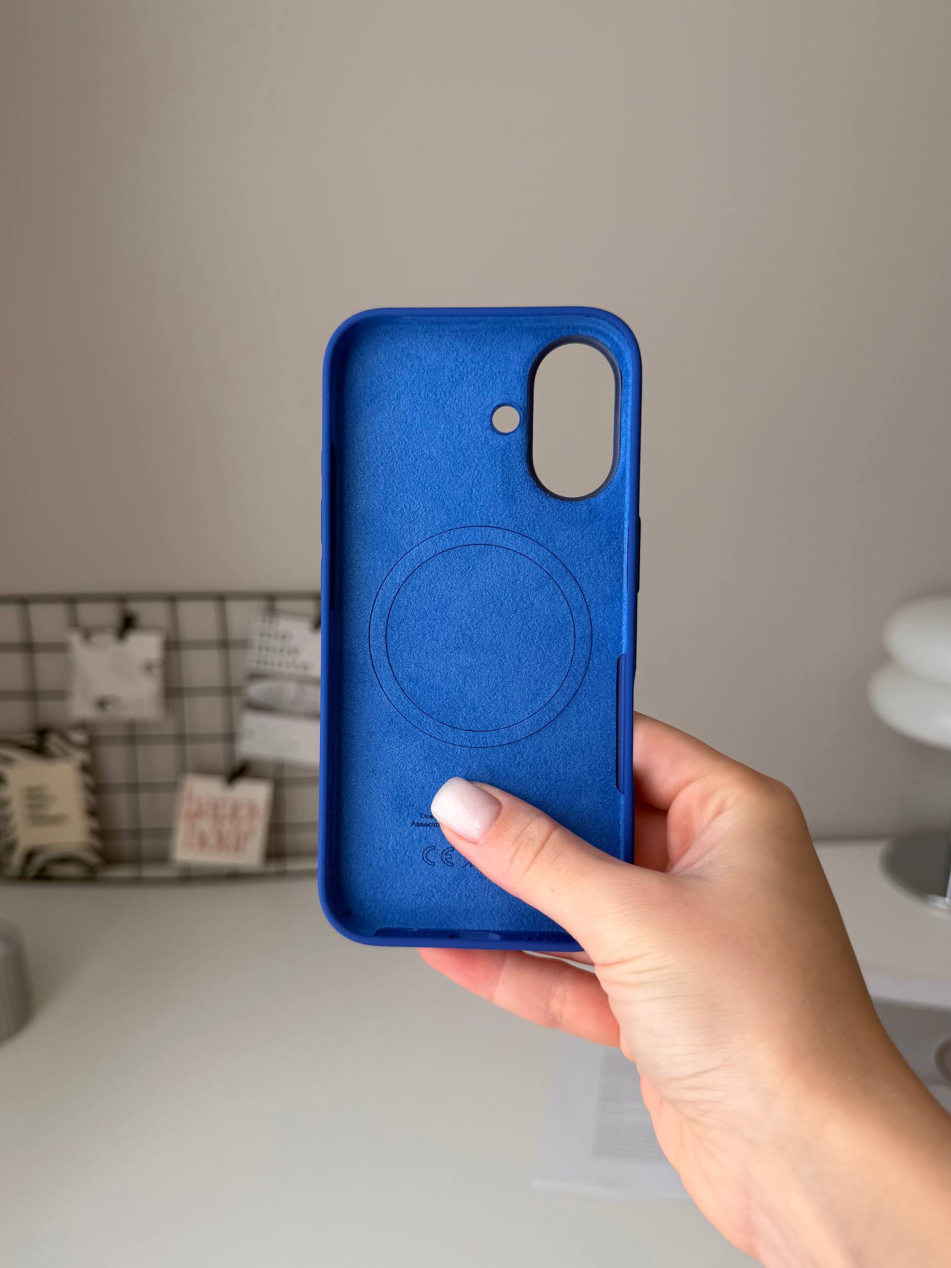 Чехол Silicone case с Magsafe на iPhone 16+ Ultramarine (06)