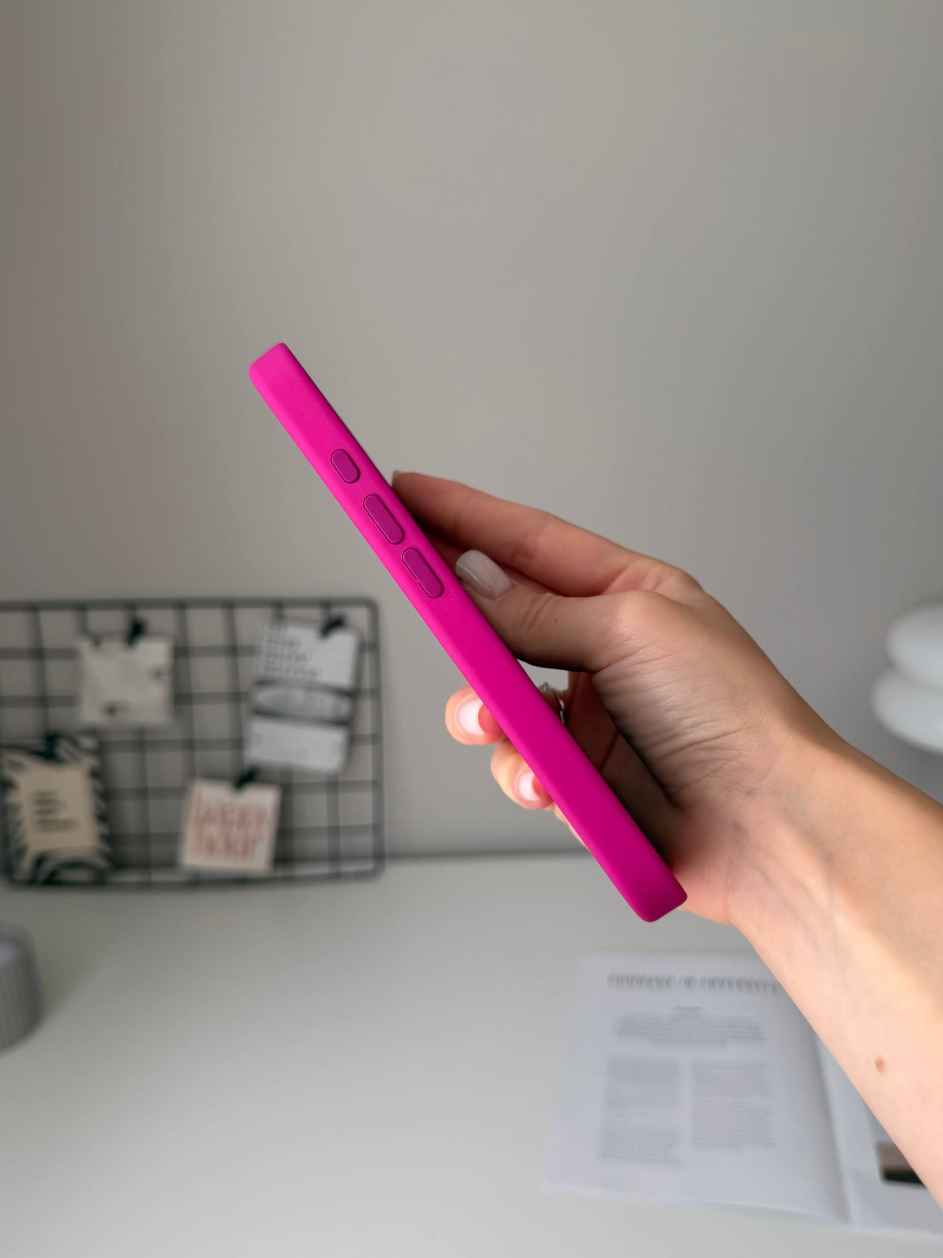 Чехол Silicone case с Magsafe на iPhone 16+ Fuchsia (07)