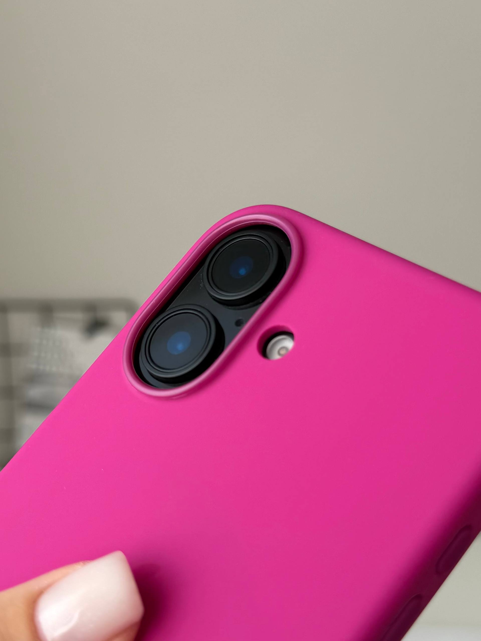 Чехол Silicone case с Magsafe на iPhone 16+ Fuchsia (07)