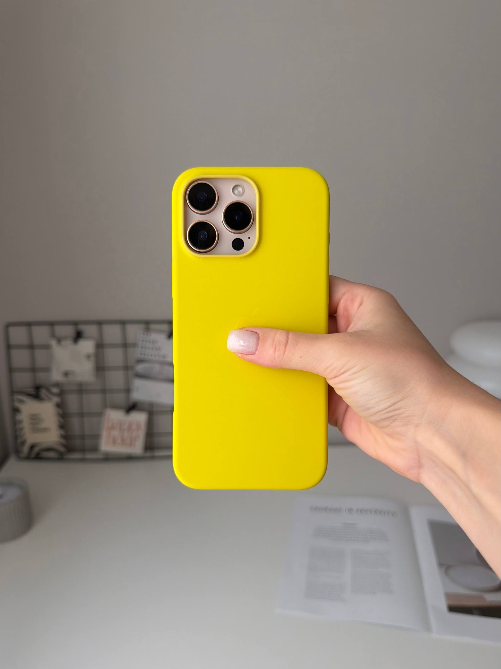 Чохол Silicone case з Magsafe на iPhone 16 Pro Max Star Fruit (08)
