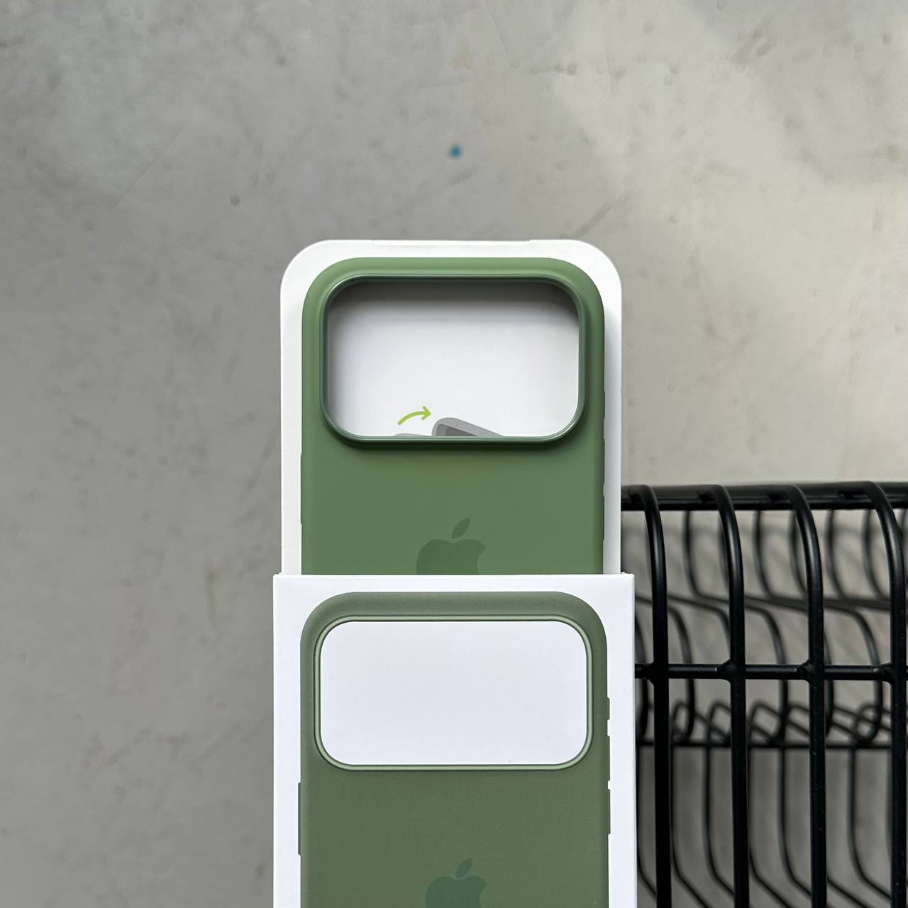 Чехол Silicone case с Magsafe на iPhone 17 Pro Light Moss (07)