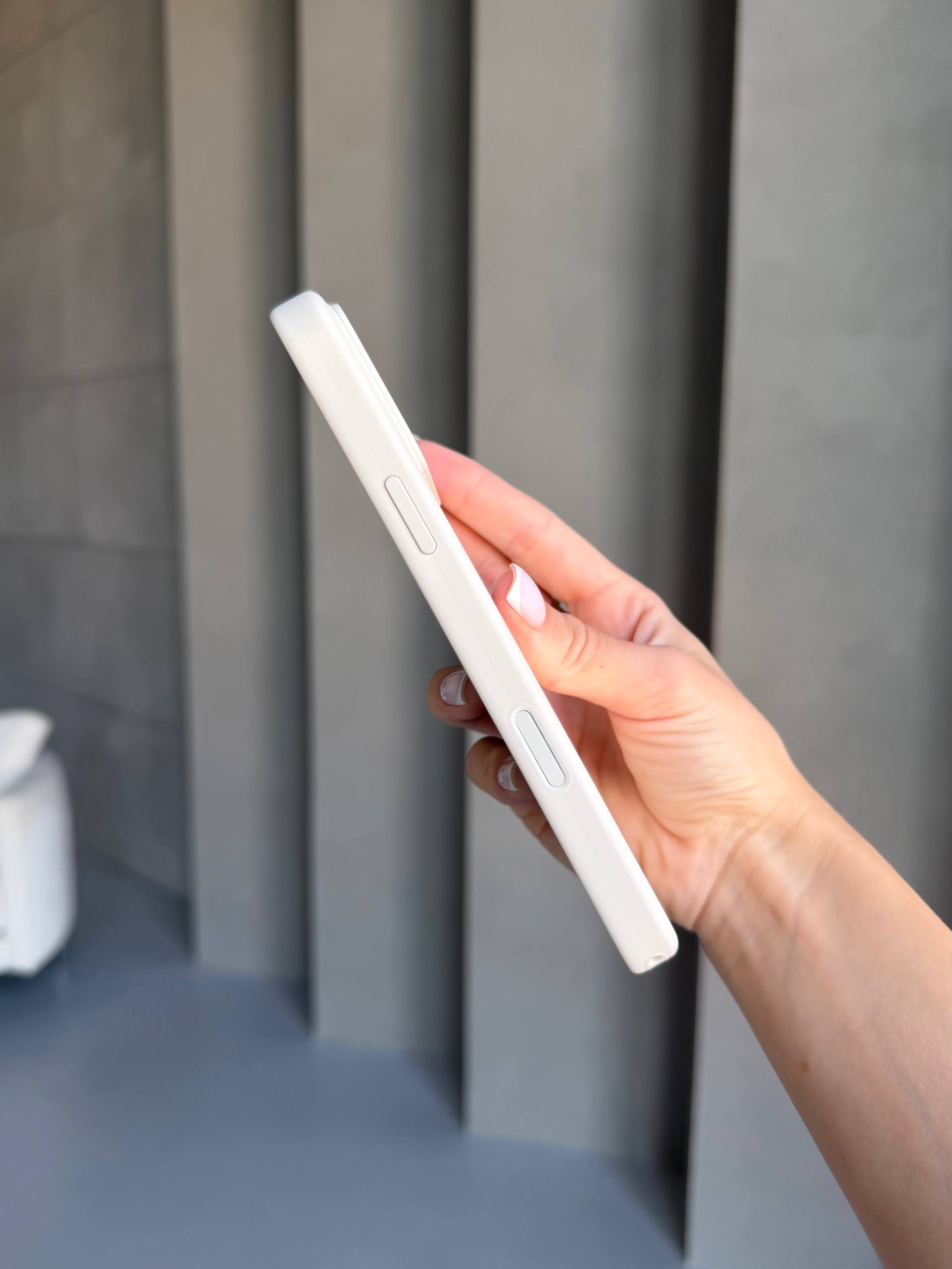 Чехол Silicone case с Magsafe на iPhone 17 Pro Max Vanilla (09)