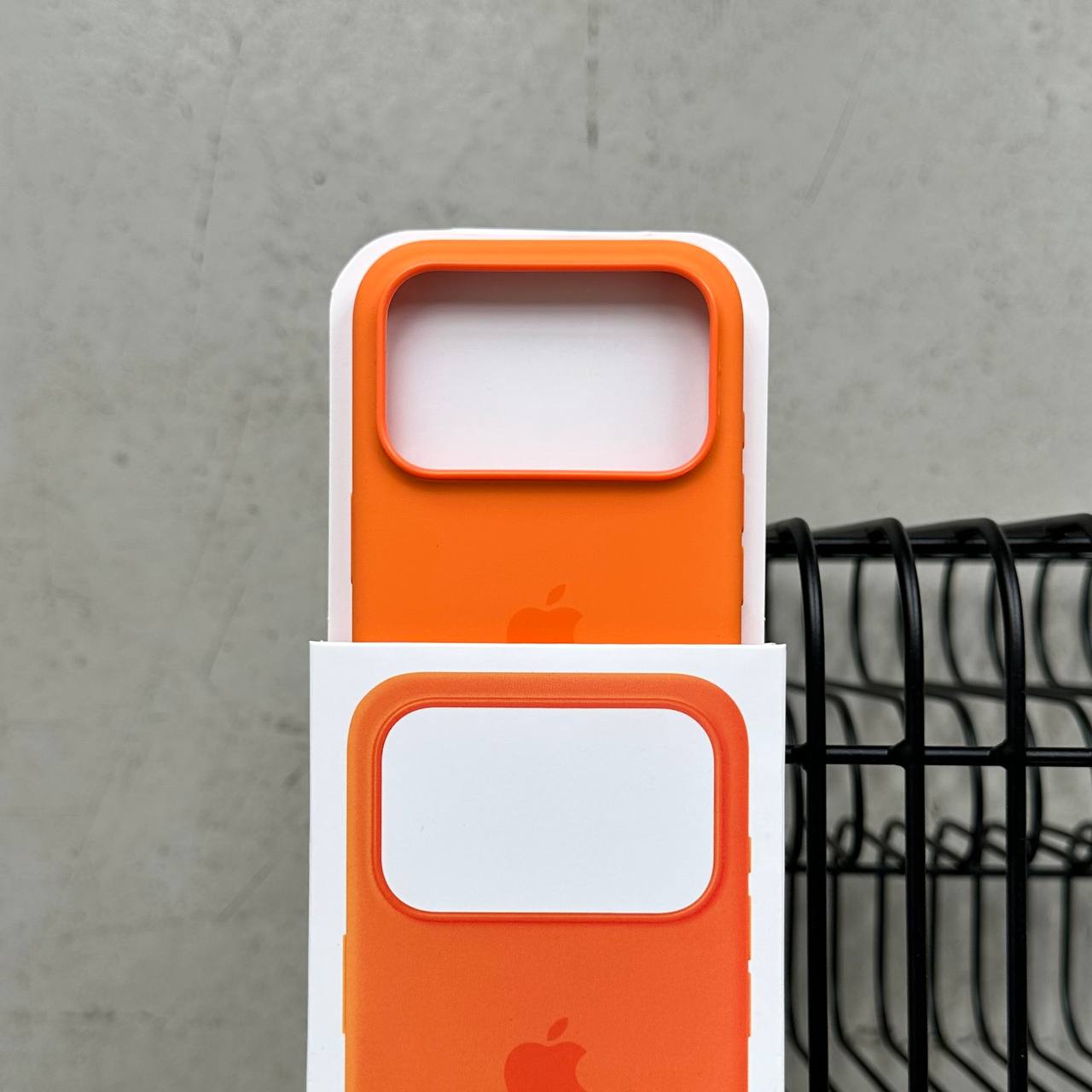 Чохол Silicone case з Magsafe на iPhone 17 Pro Orange (08)