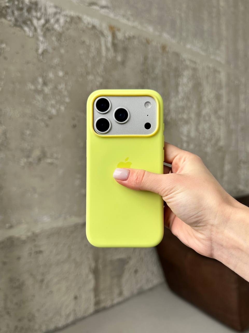 Чохол Silicone case з Magsafe на iPhone 17 Pro Neon Yellow (03)