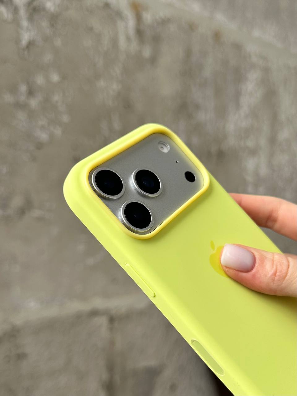 Чохол Silicone case з Magsafe на iPhone 17 Pro Neon Yellow (03)