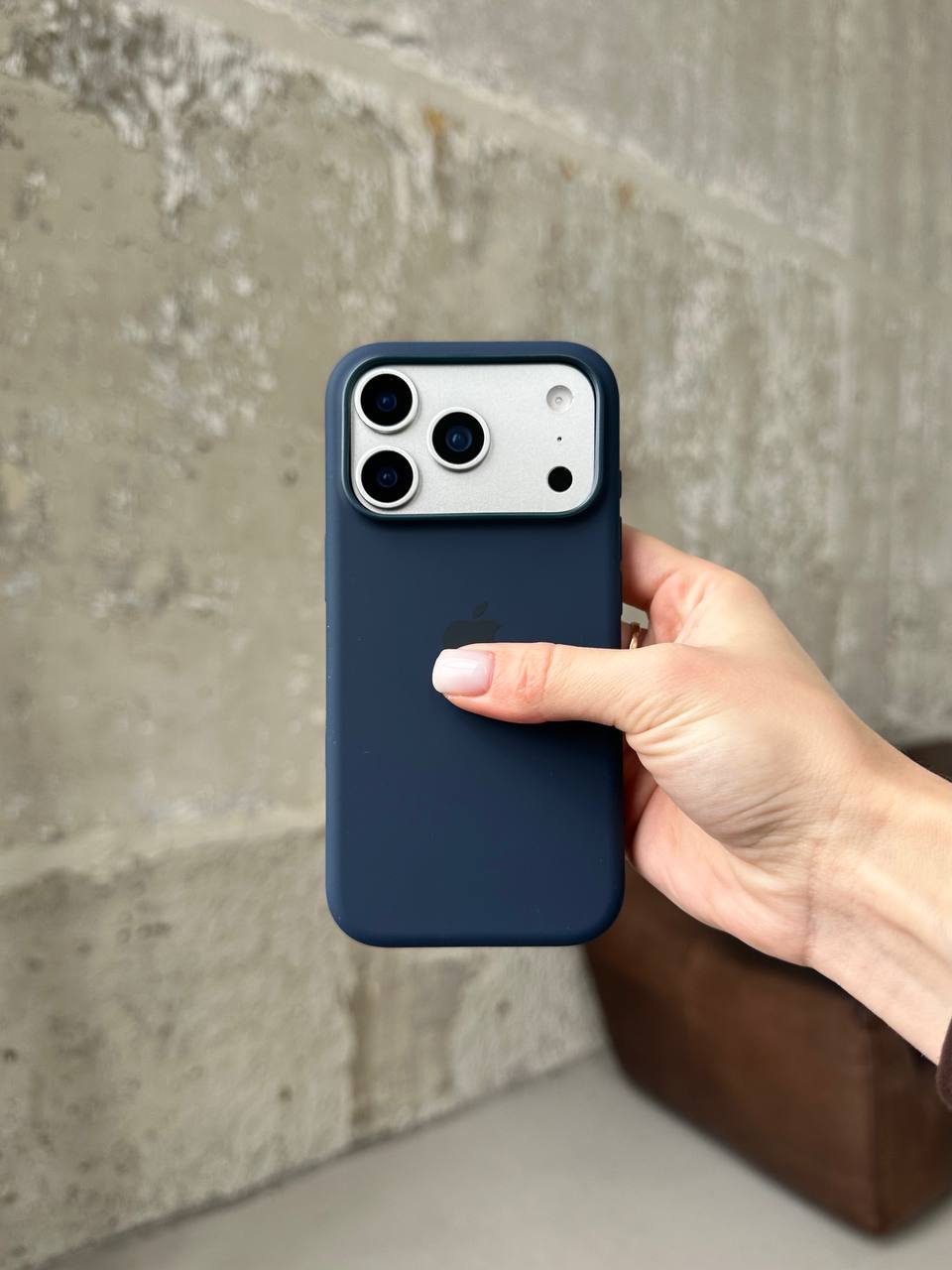 Чехол Silicone case с Magsafe на iPhone 17 Pro Midnight (06)