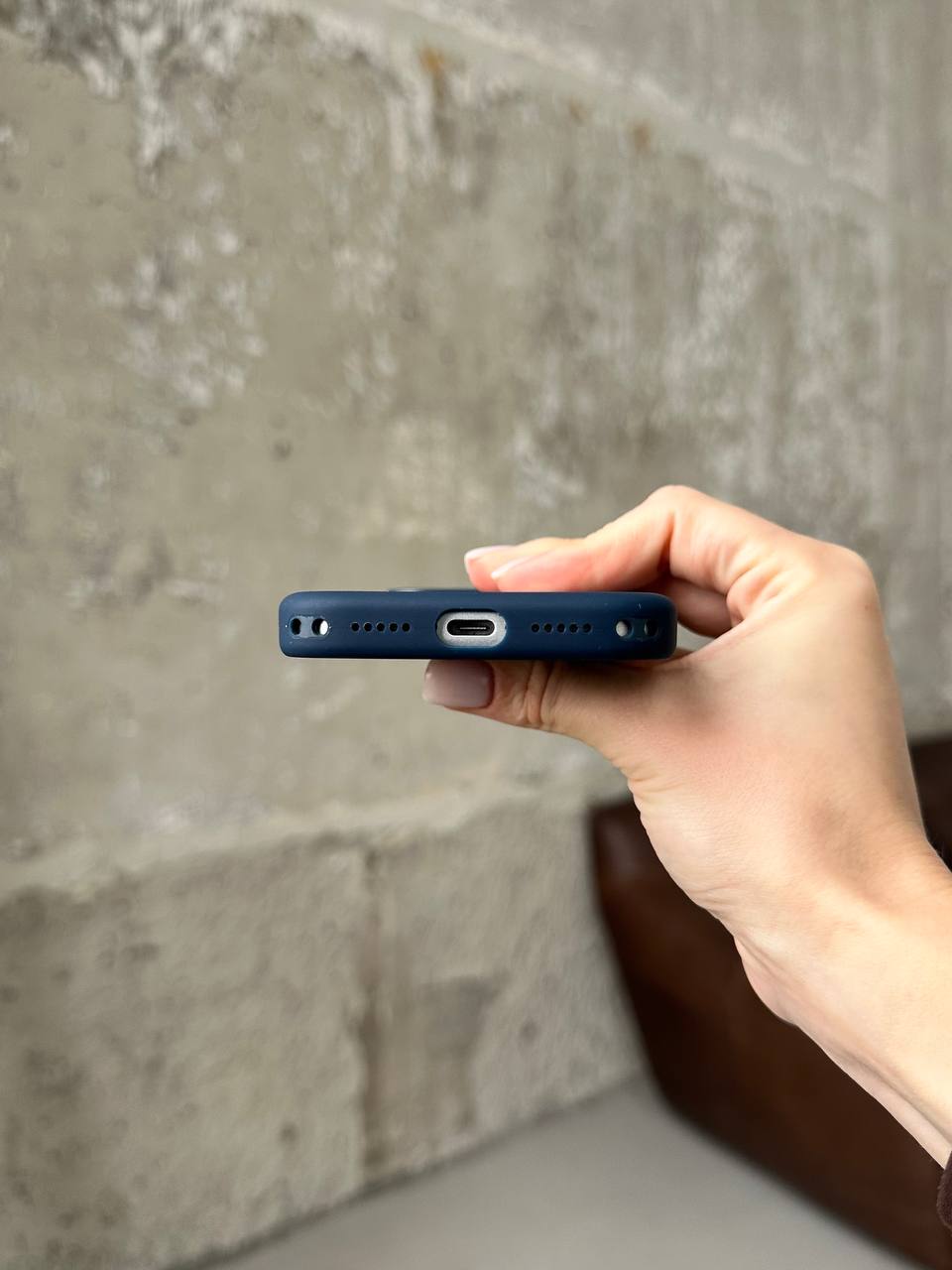 Чехол Silicone case с Magsafe на iPhone 17 Pro Midnight (06)