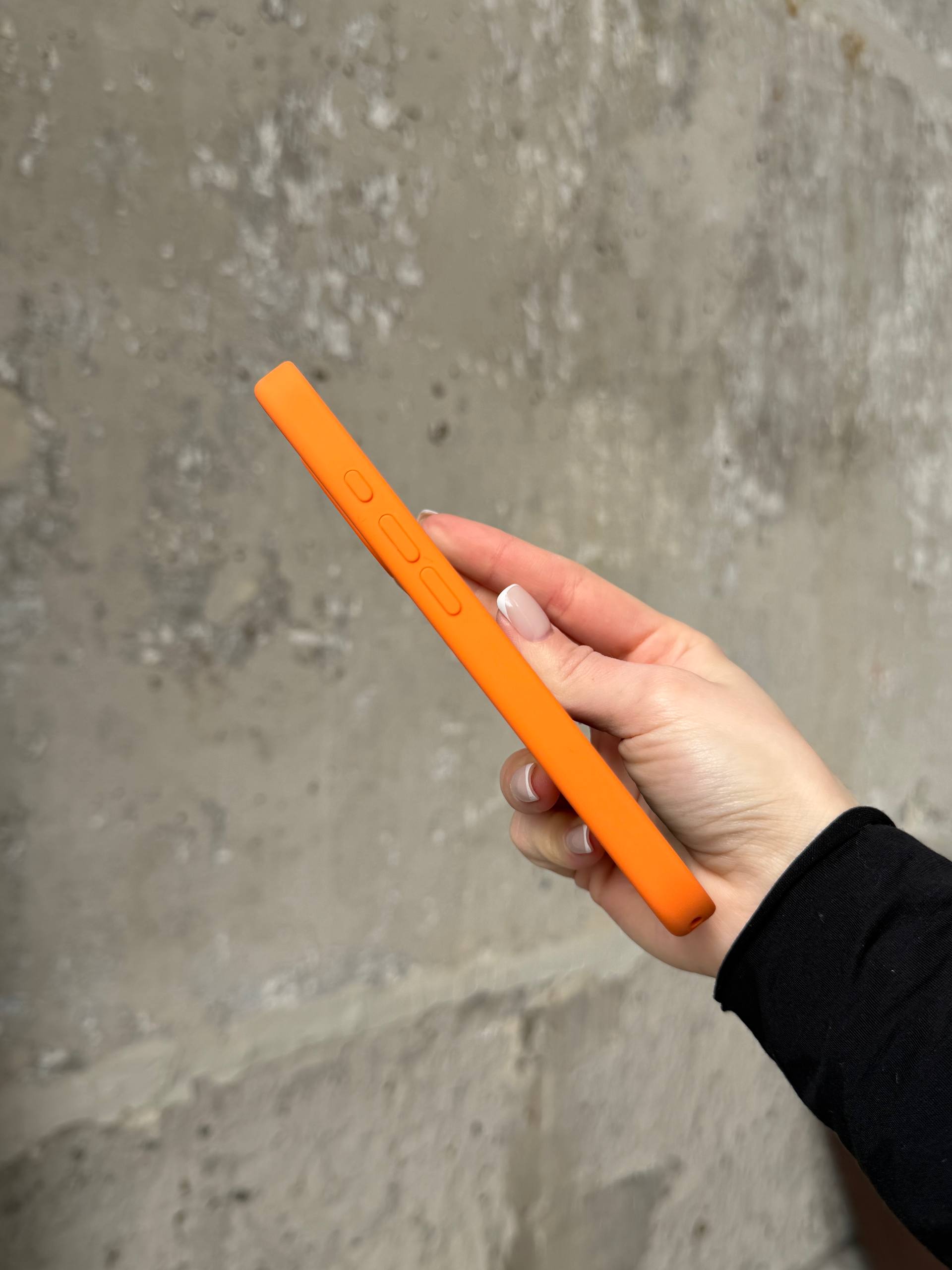 Чехол Silicone case с Magsafe на iPhone 17 Orange (08)